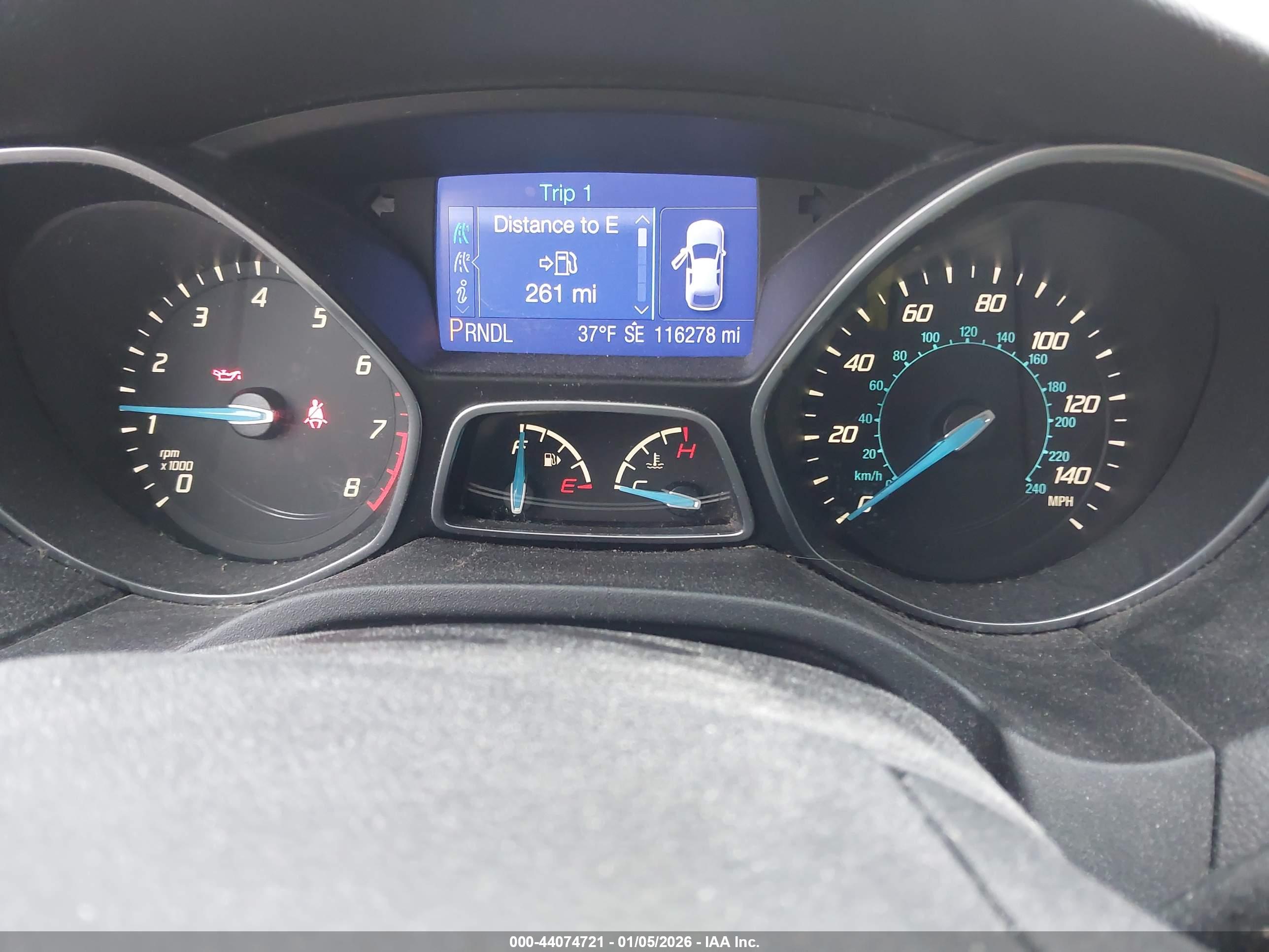 FORD FOCUS image 7