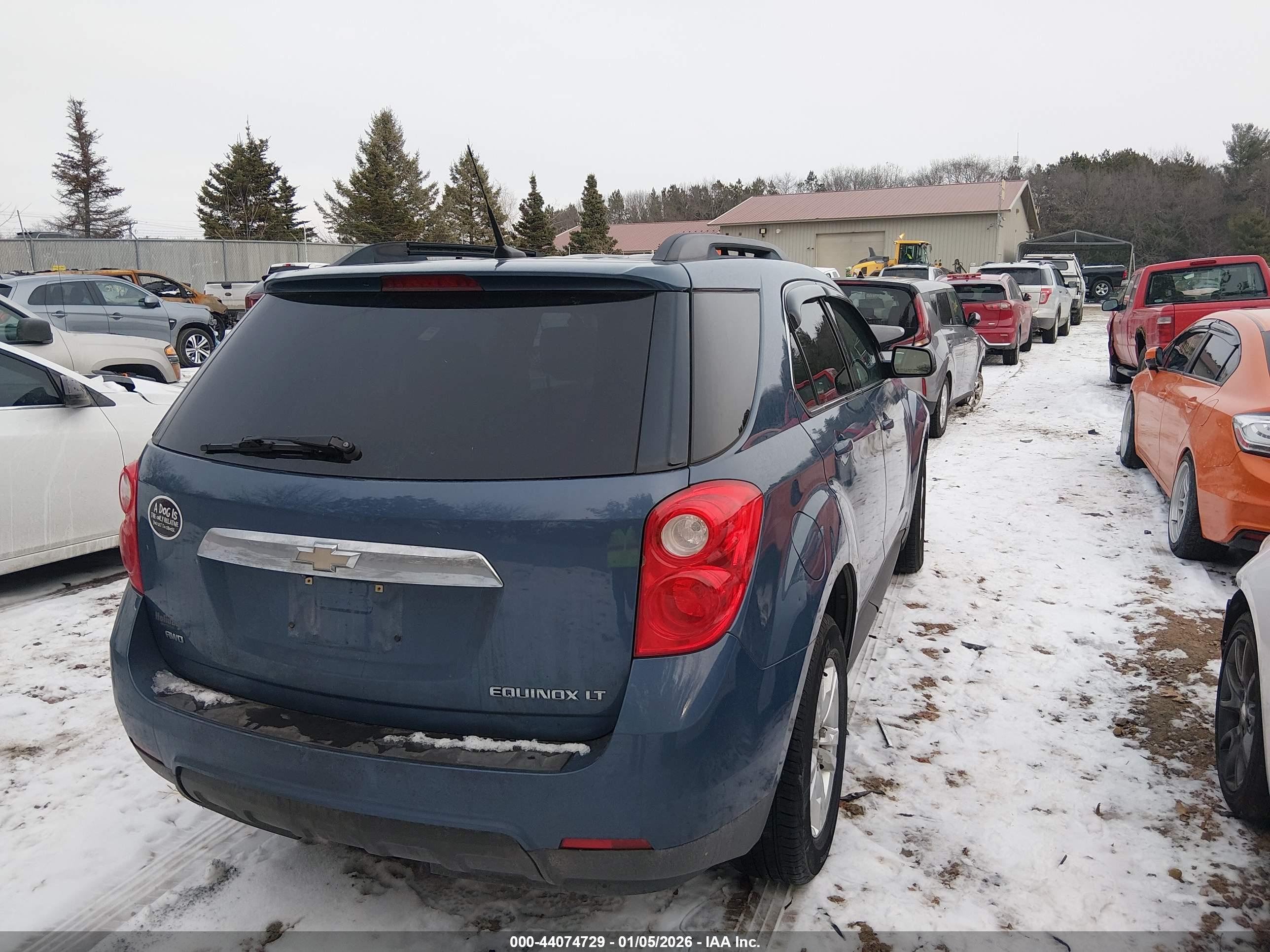 CHEVROLET EQUINOX image 4