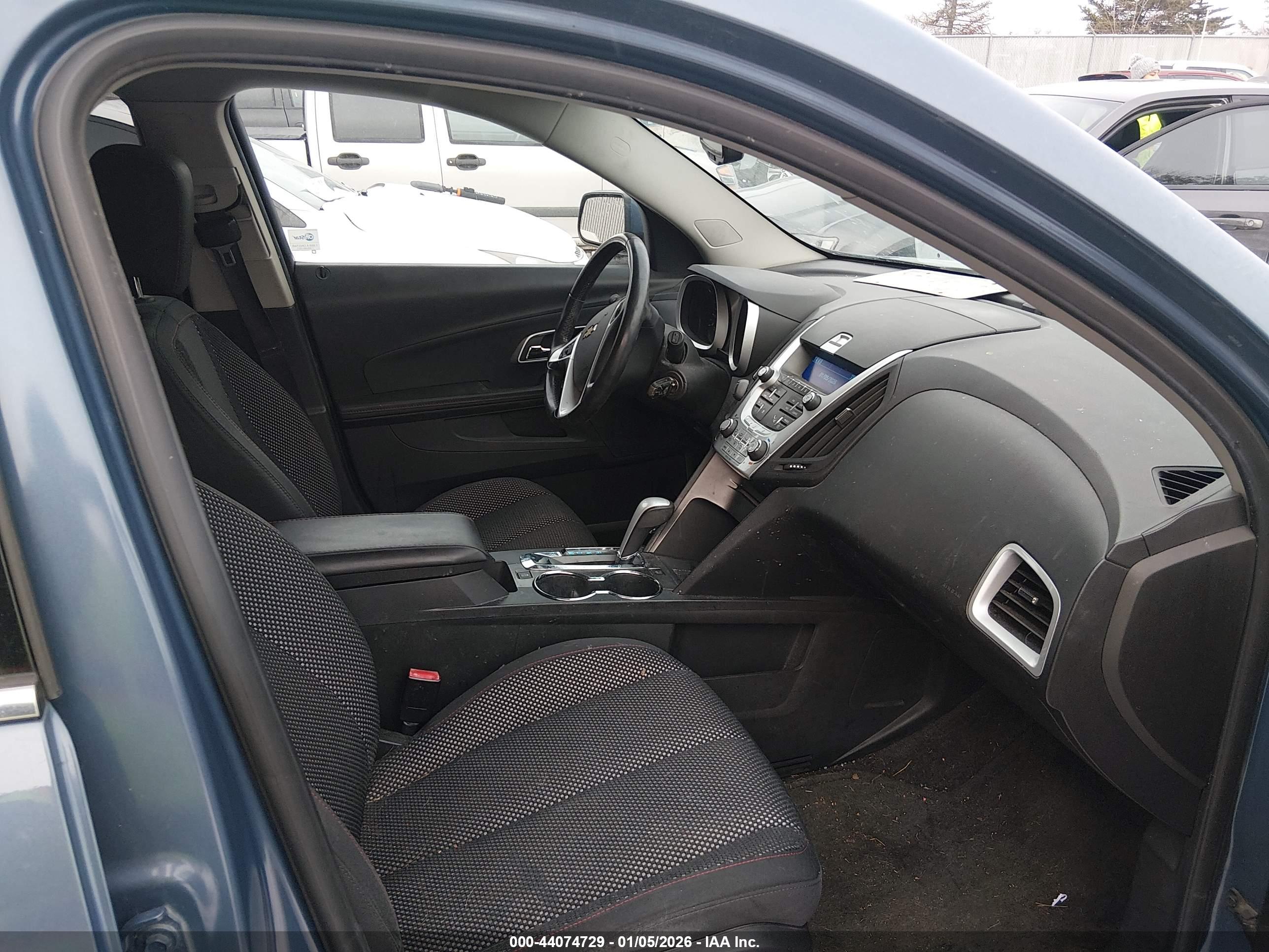 CHEVROLET EQUINOX image 5