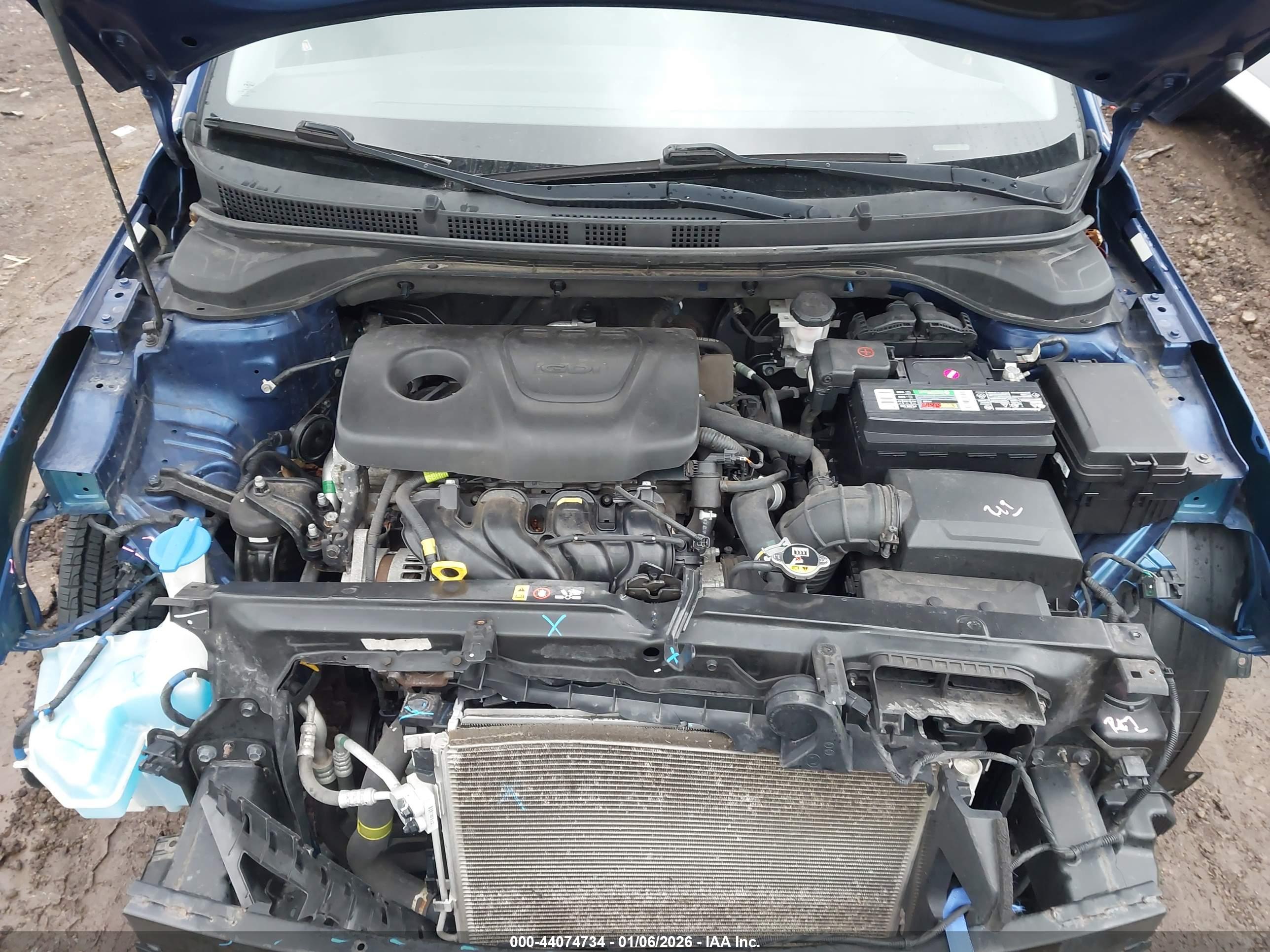 HYUNDAI ACCENT image 10