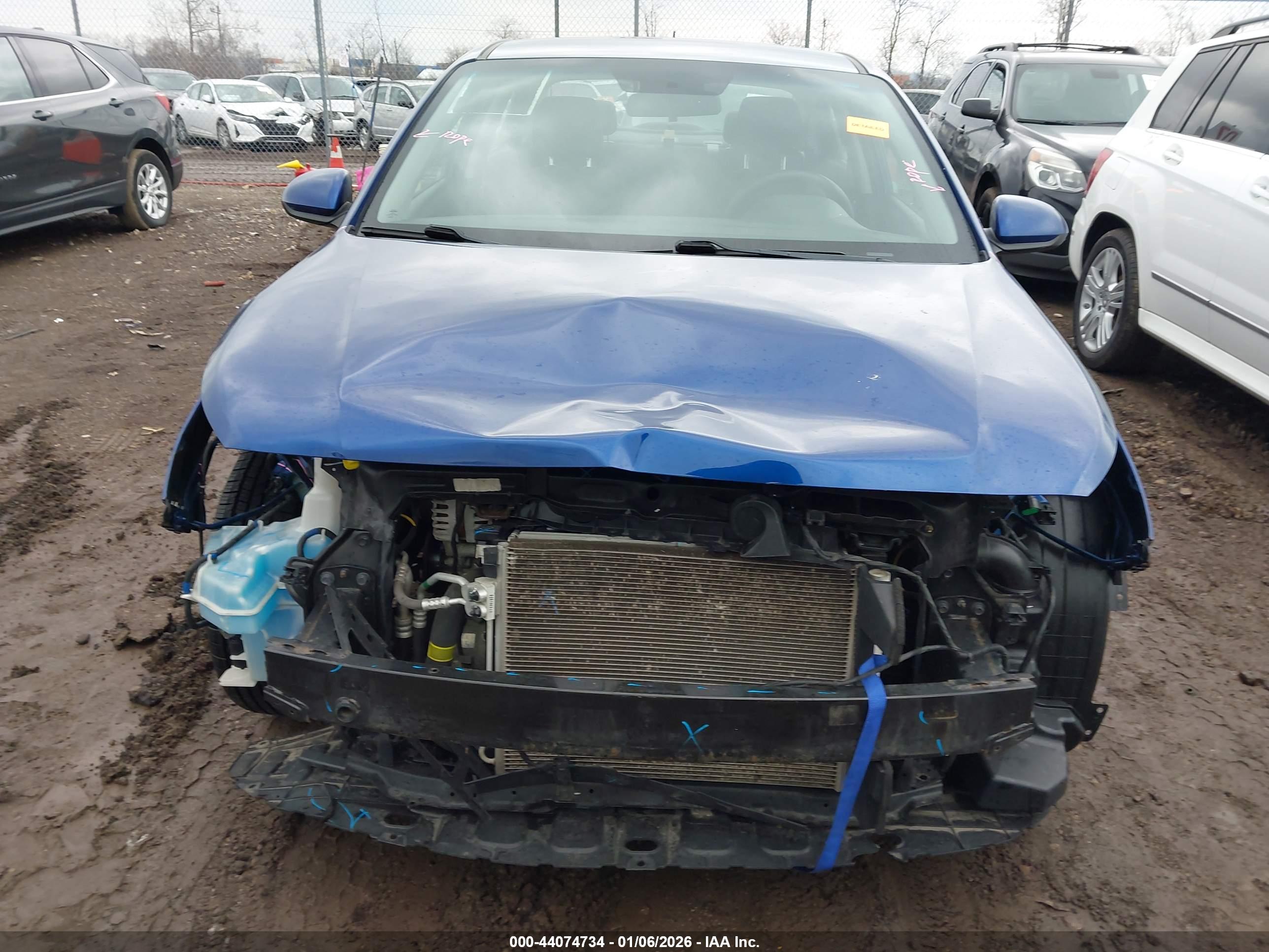 HYUNDAI ACCENT image 6