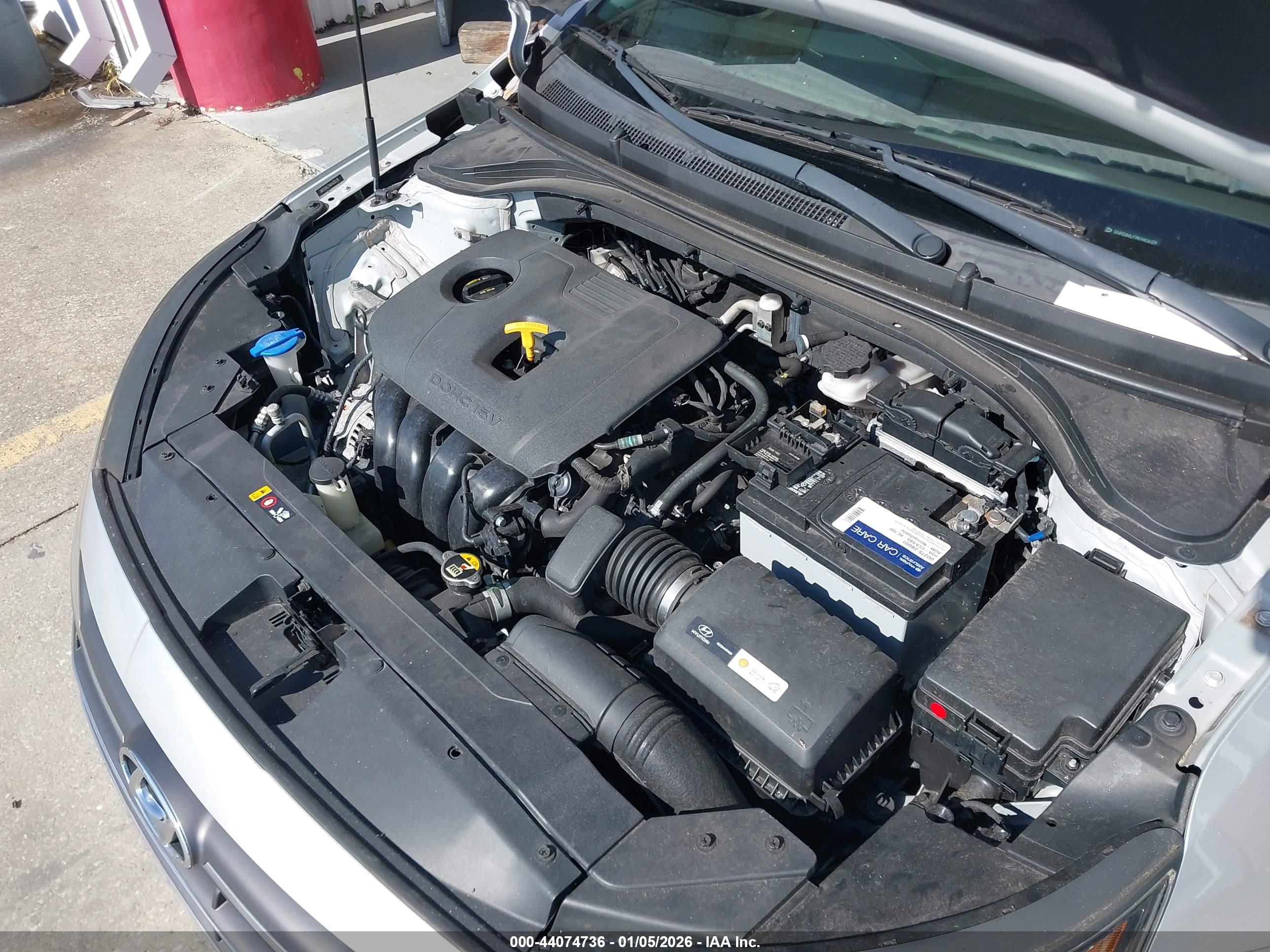 HYUNDAI ELANTRA image 6