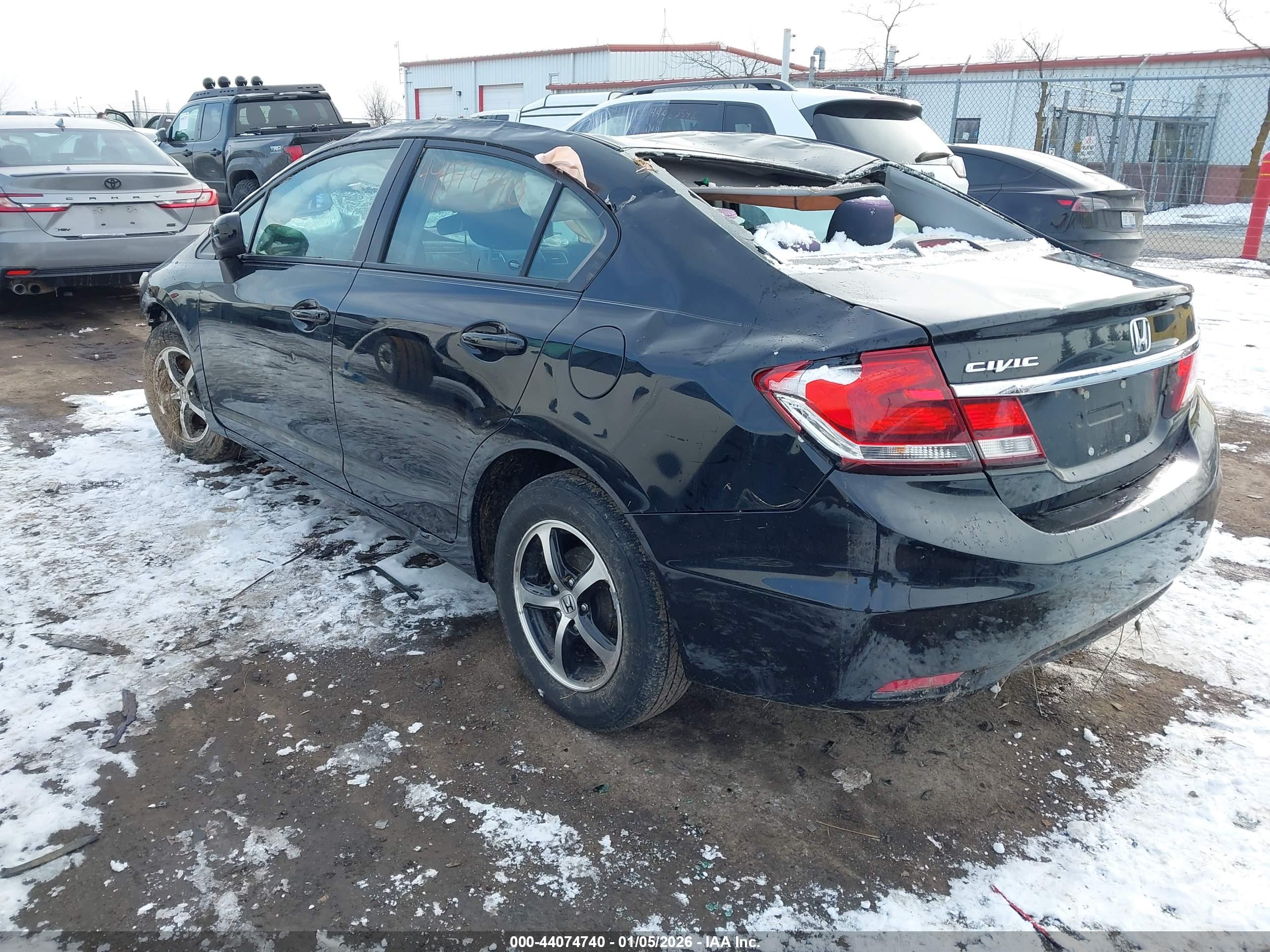 HONDA CIVIC image 3