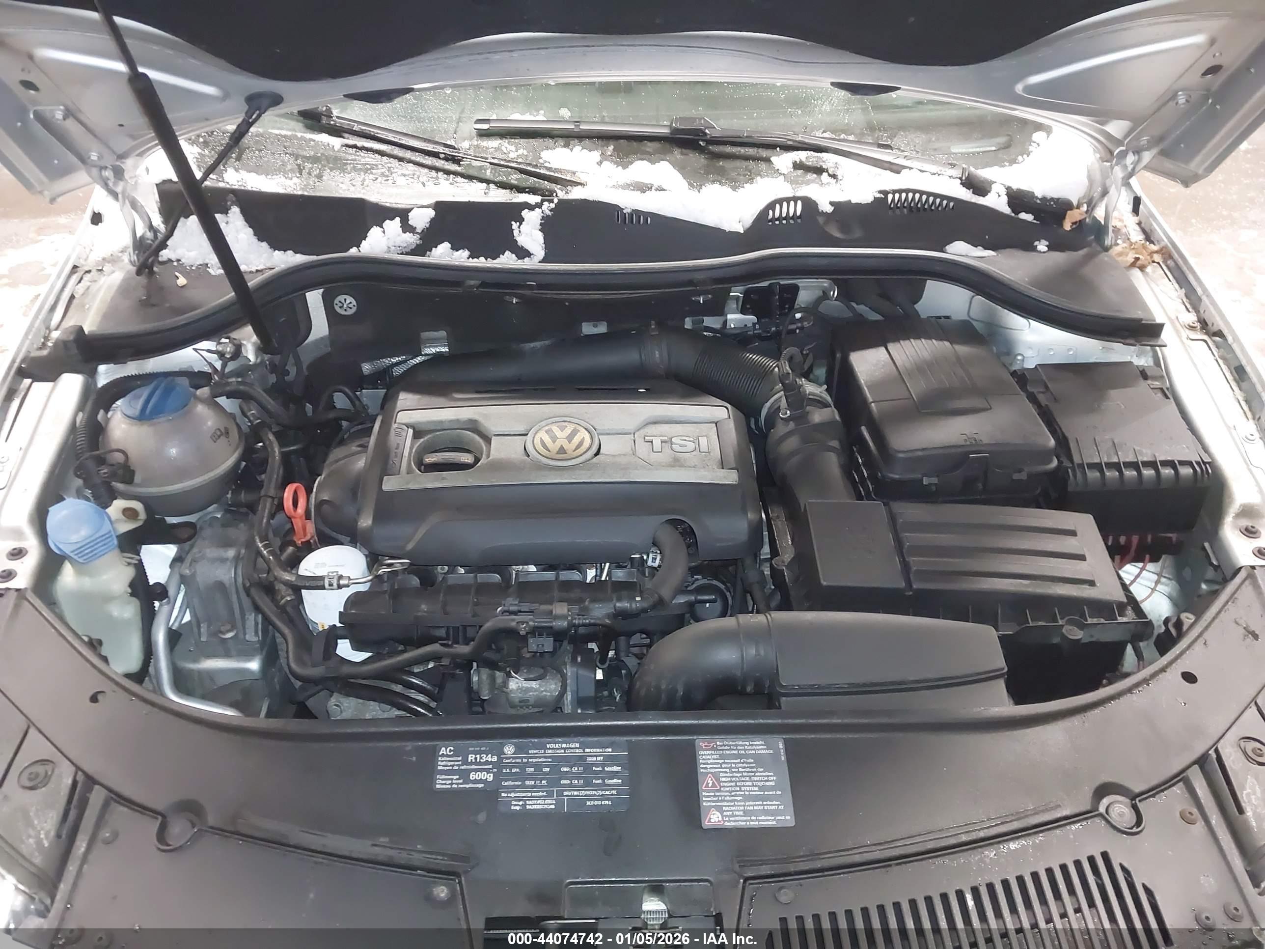 VOLKSWAGEN PASSAT image 10