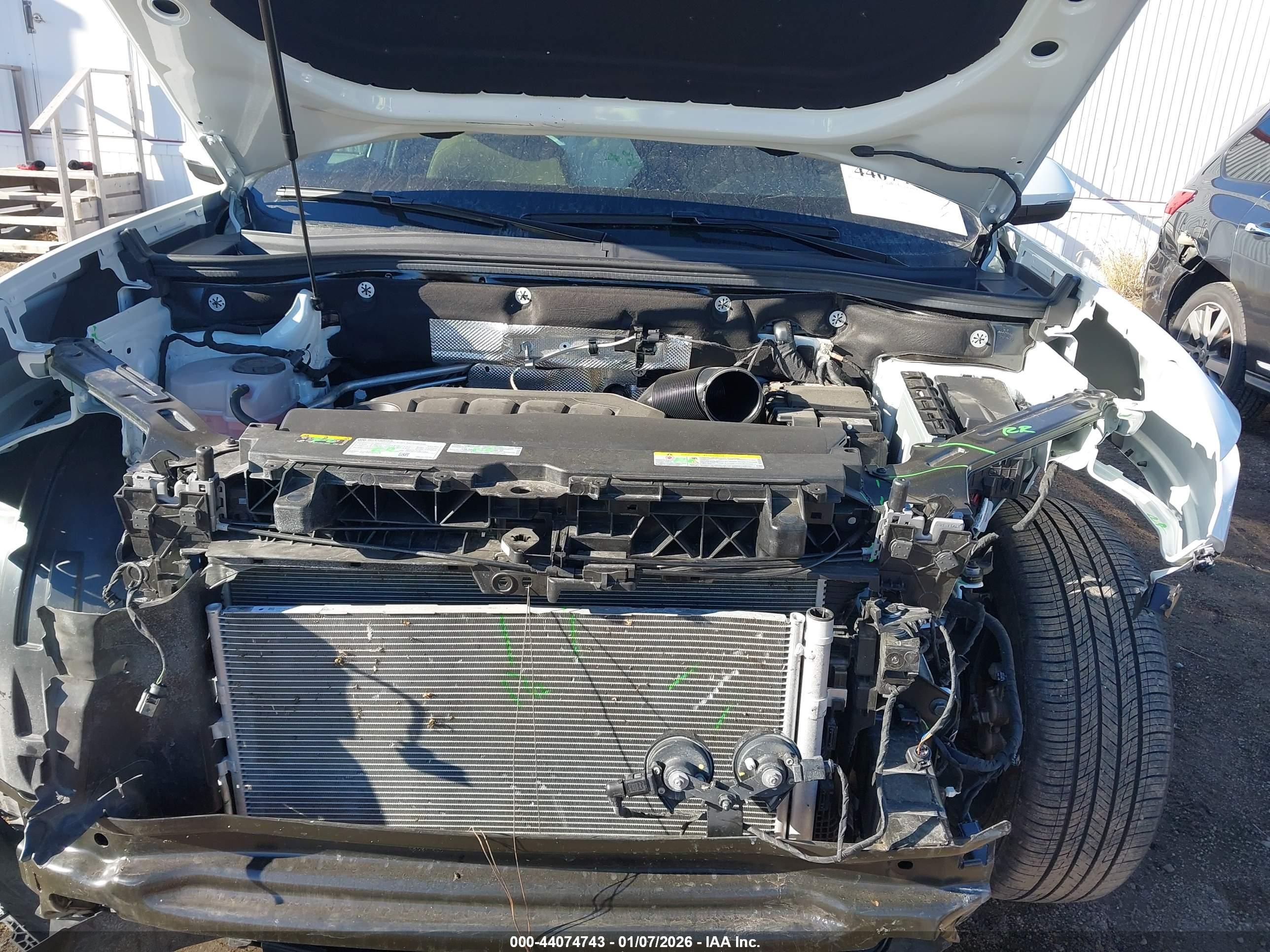 VOLKSWAGEN ATLAS image 10