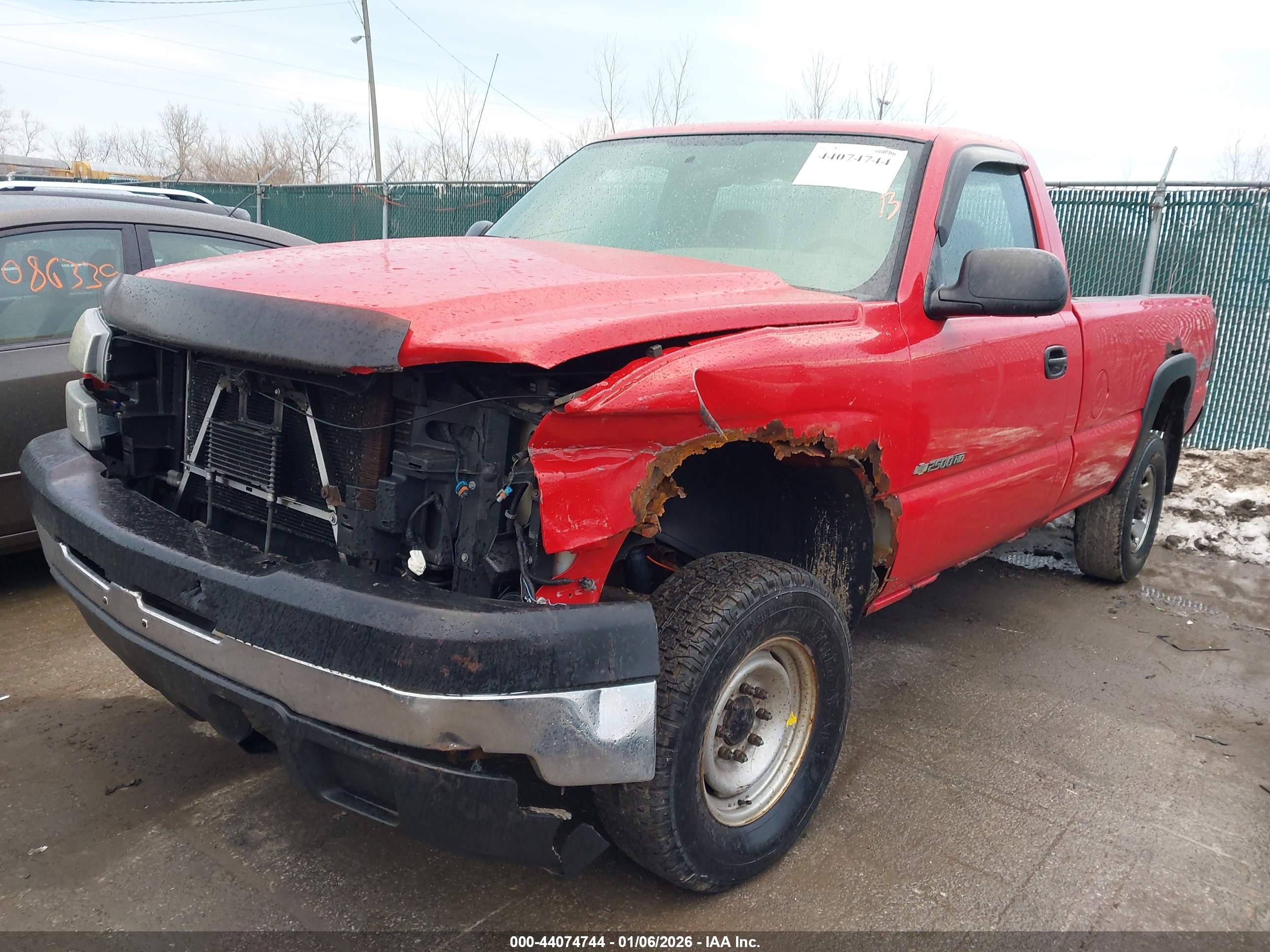 CHEVROLET SILVERADO image 2