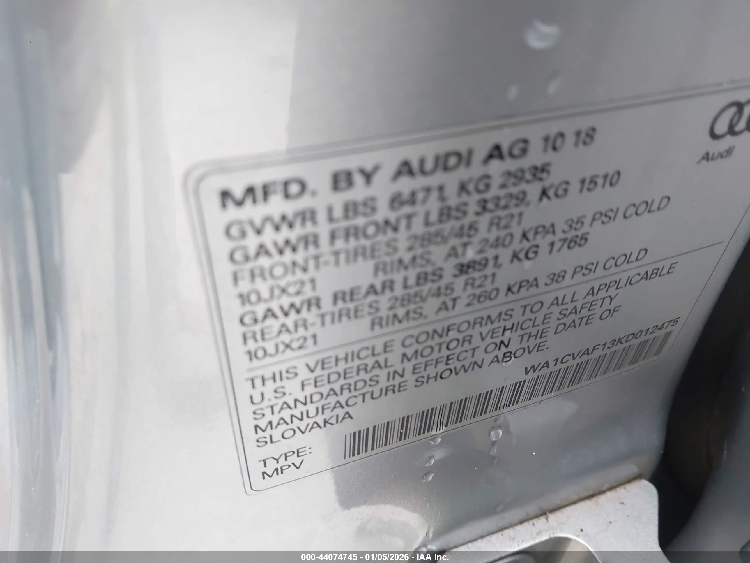 AUDI Q8 image 9