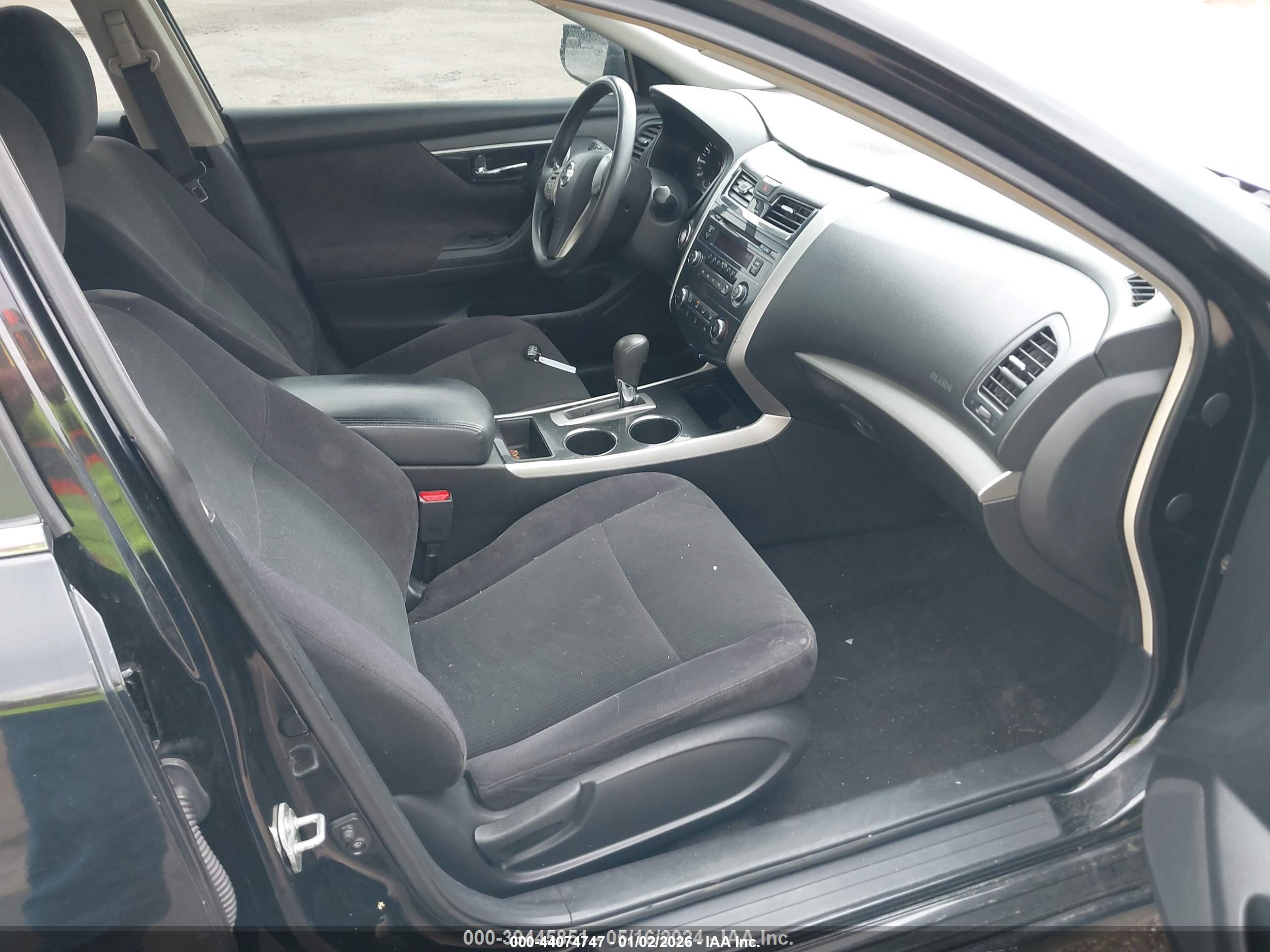 NISSAN ALTIMA image 5