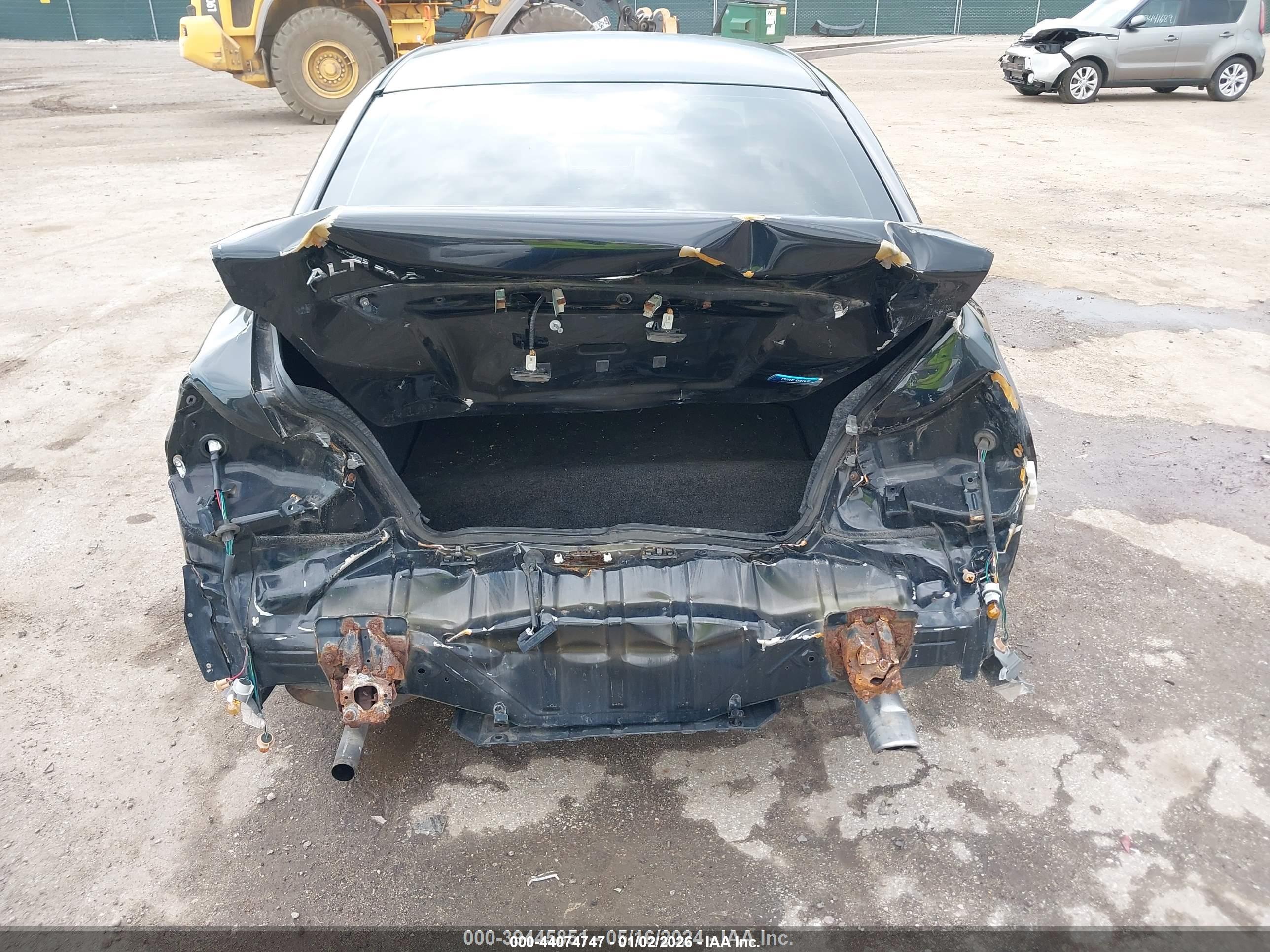 NISSAN ALTIMA image 6