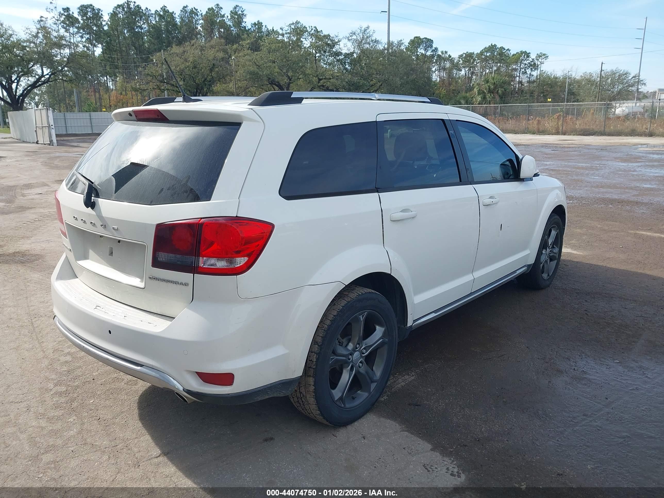 DODGE JOURNEY image 4
