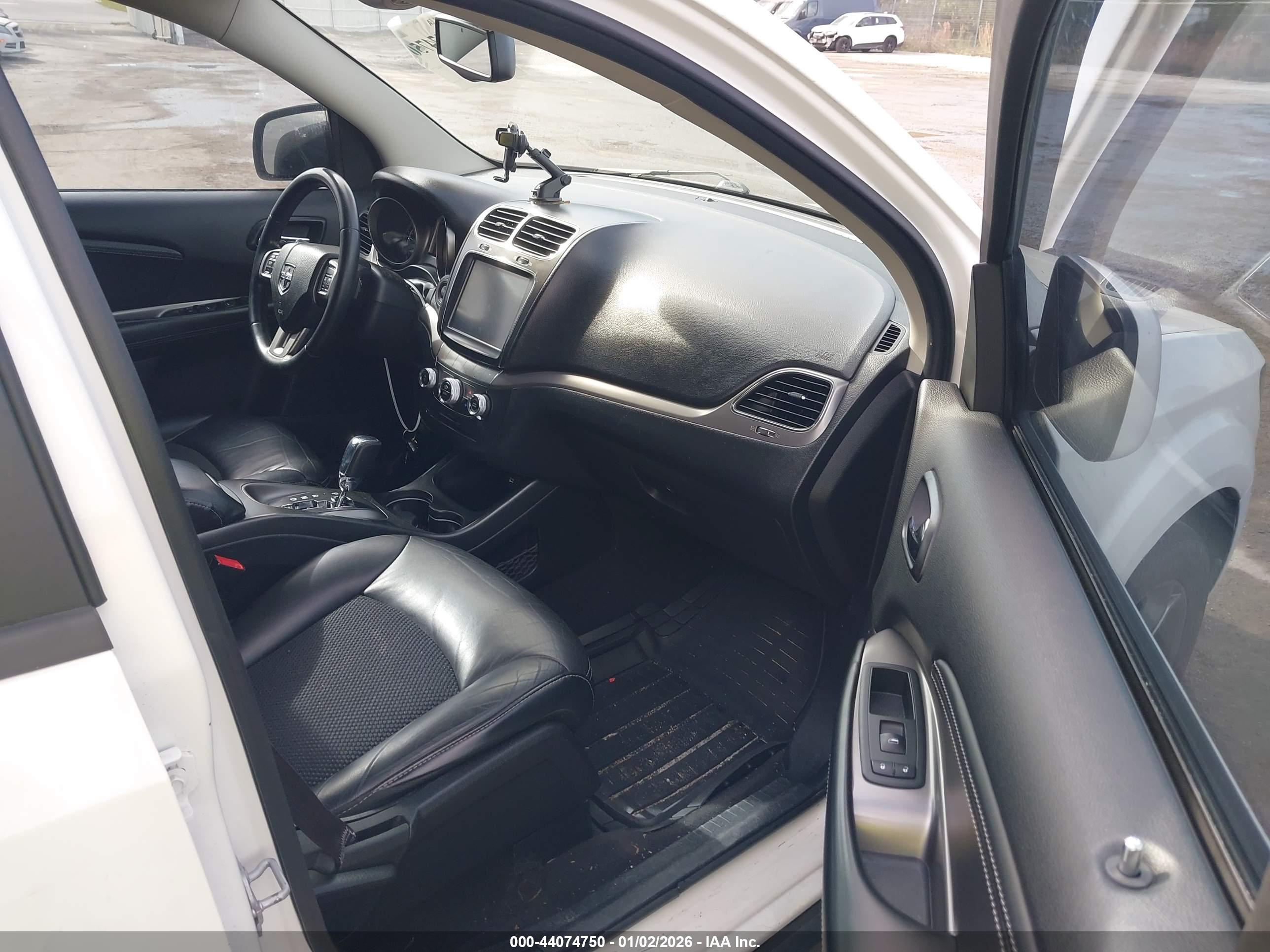 DODGE JOURNEY image 5