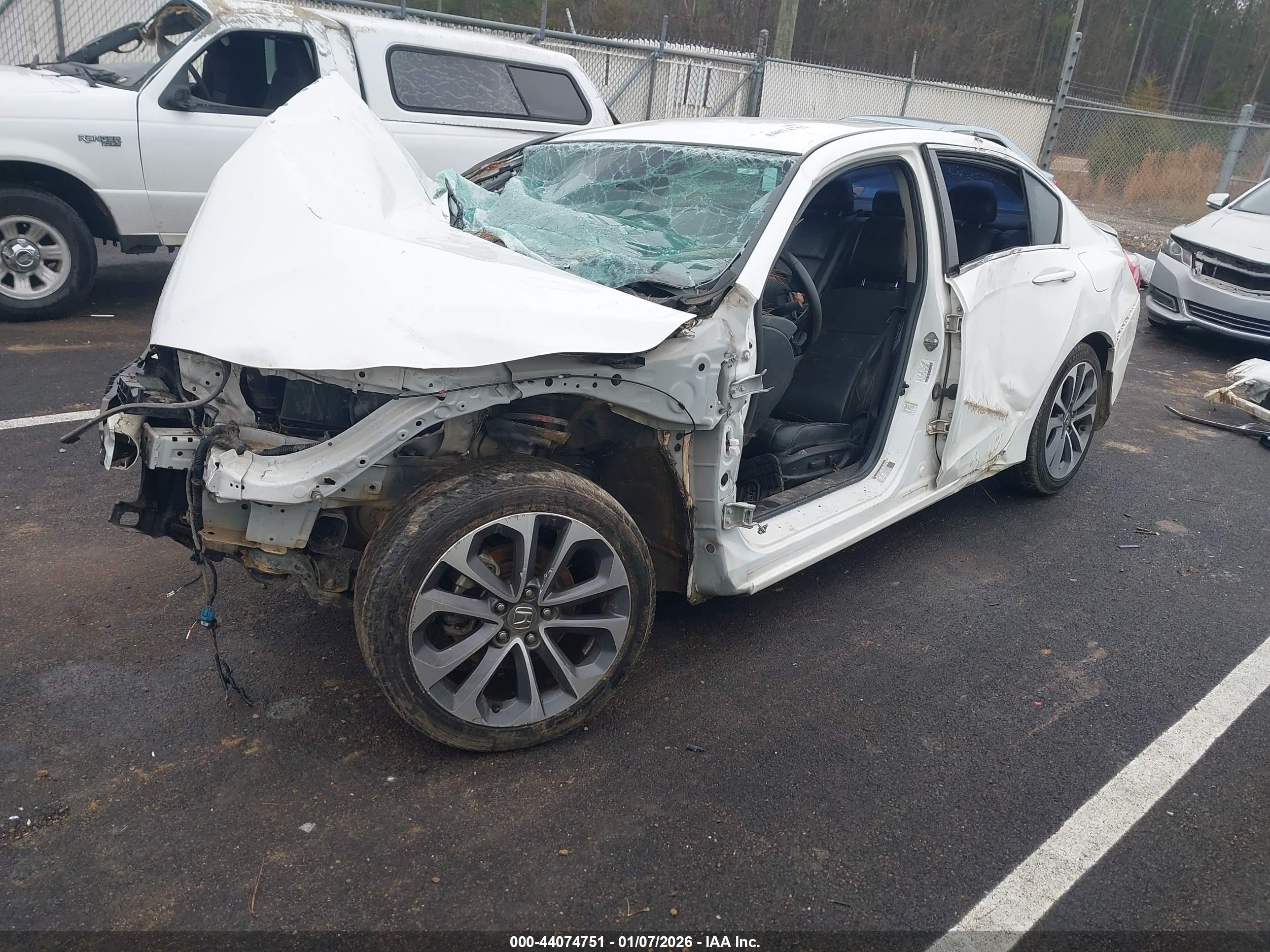 HONDA ACCORD image 2