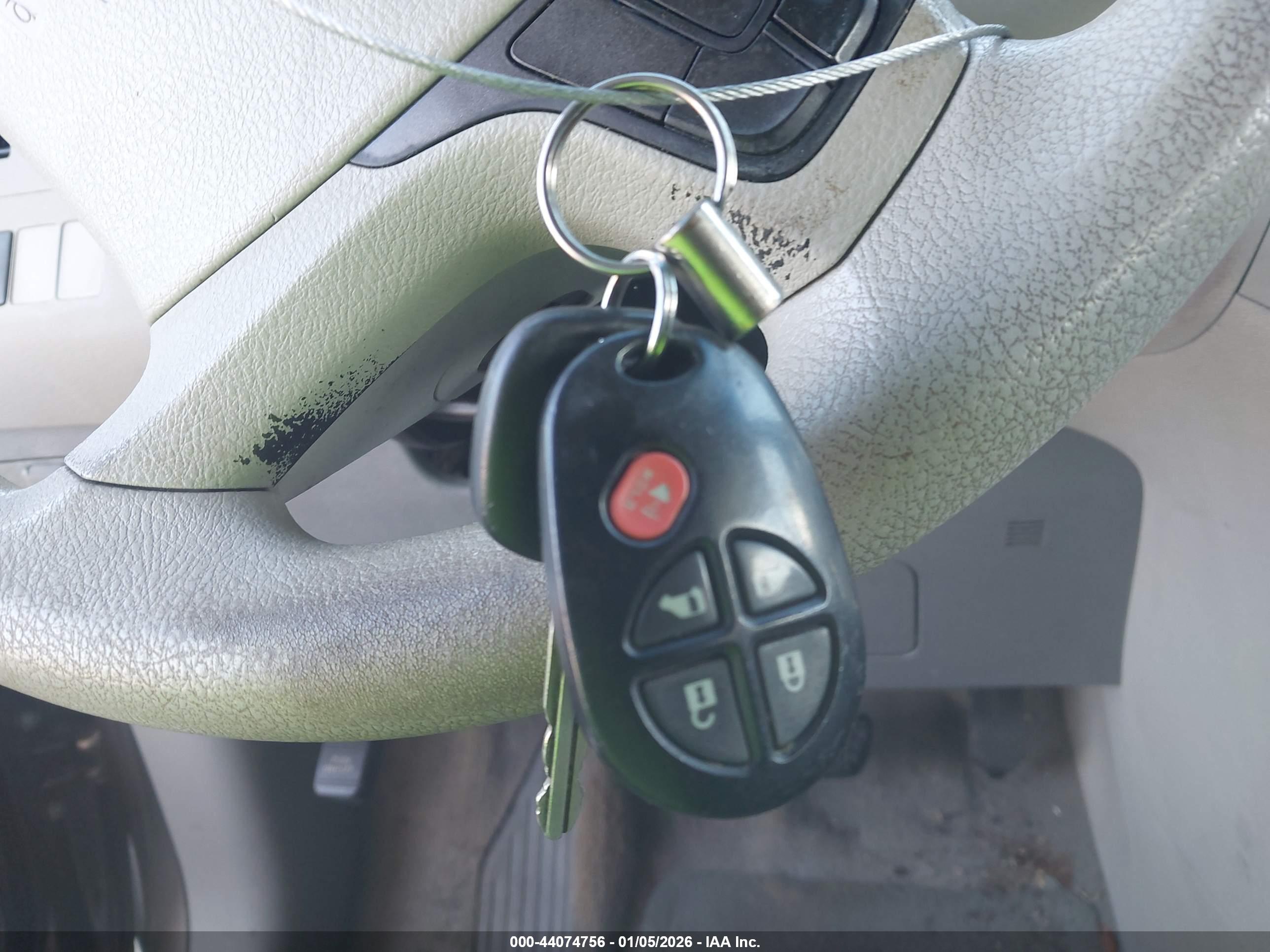 TOYOTA SIENNA image 11