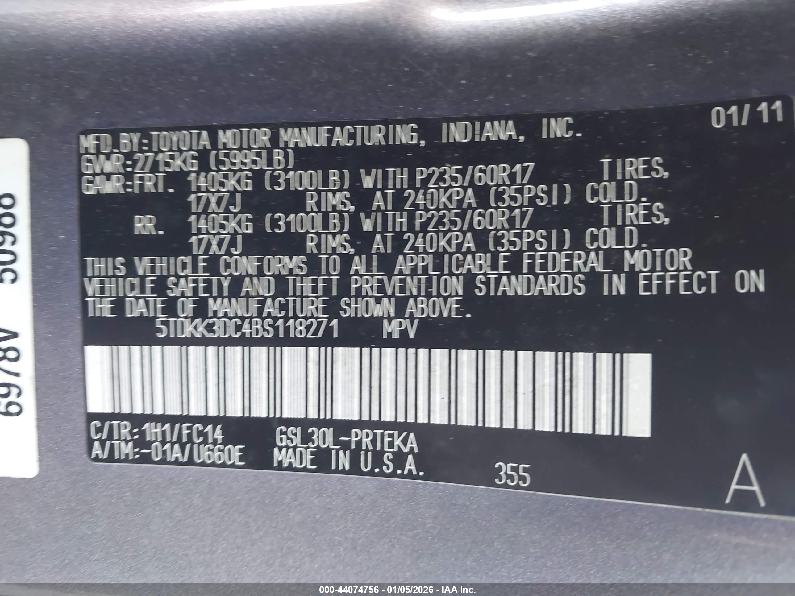 TOYOTA SIENNA image 9
