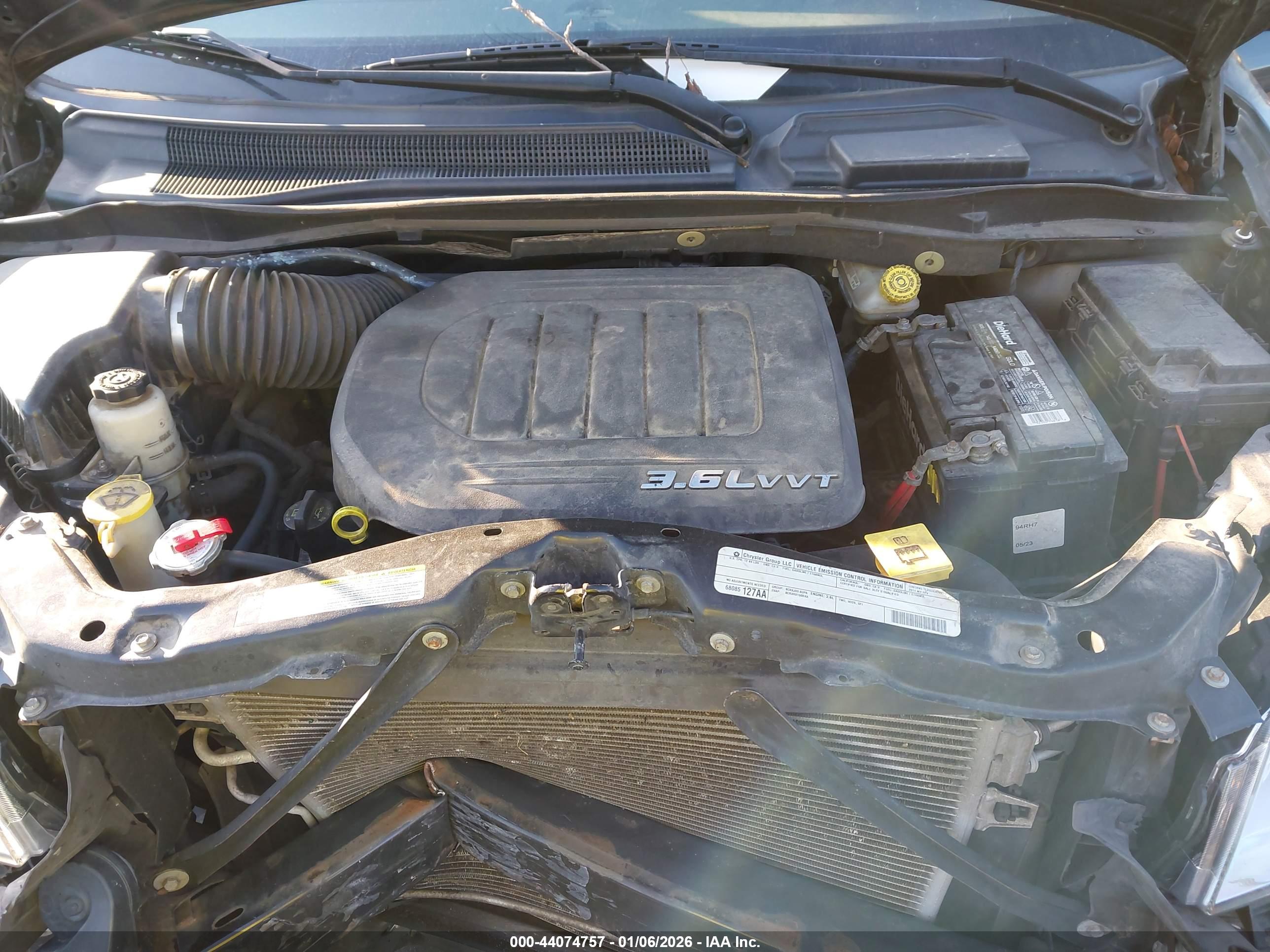 CHRYSLER TOWN image 10