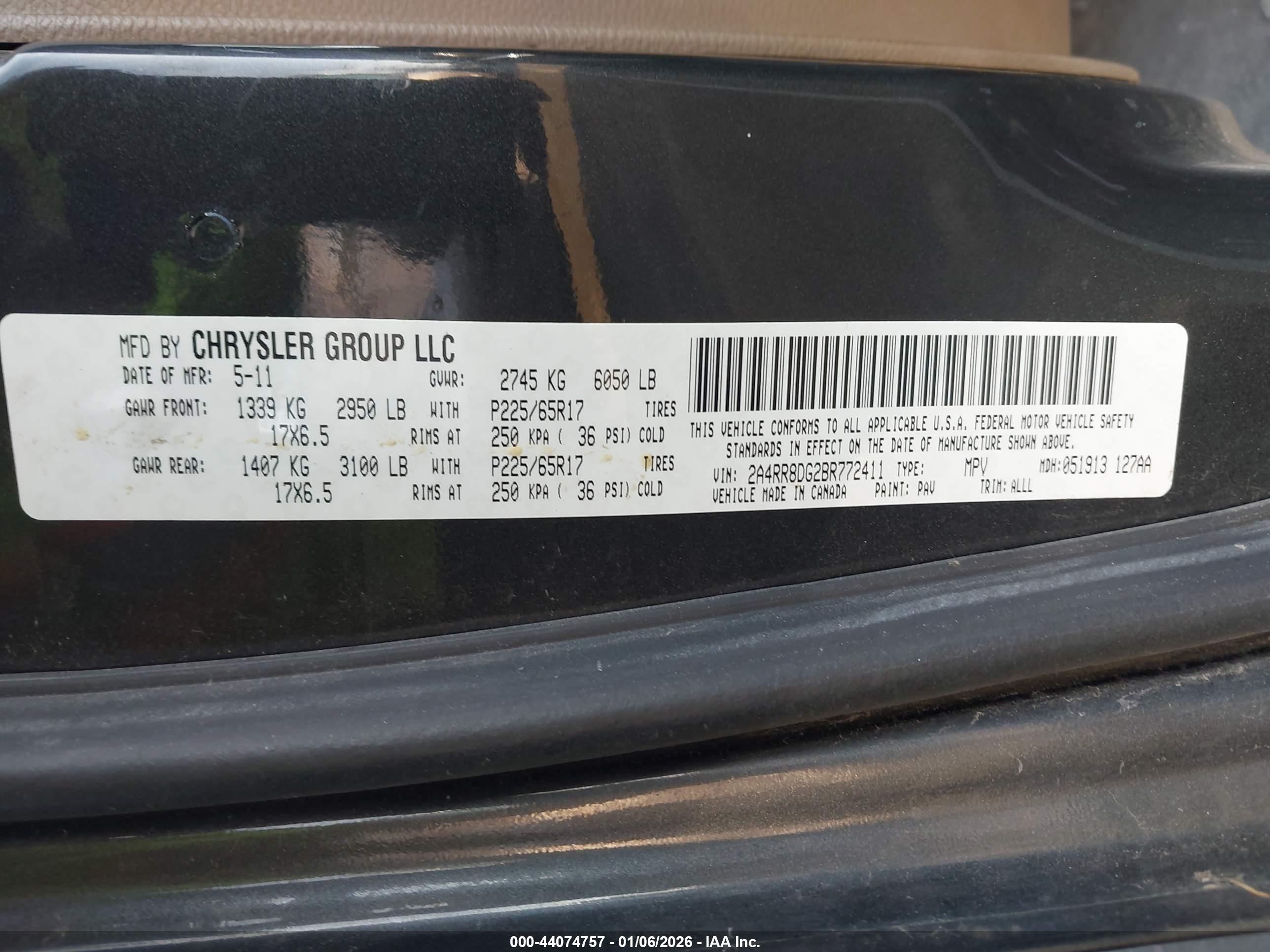 CHRYSLER TOWN image 9