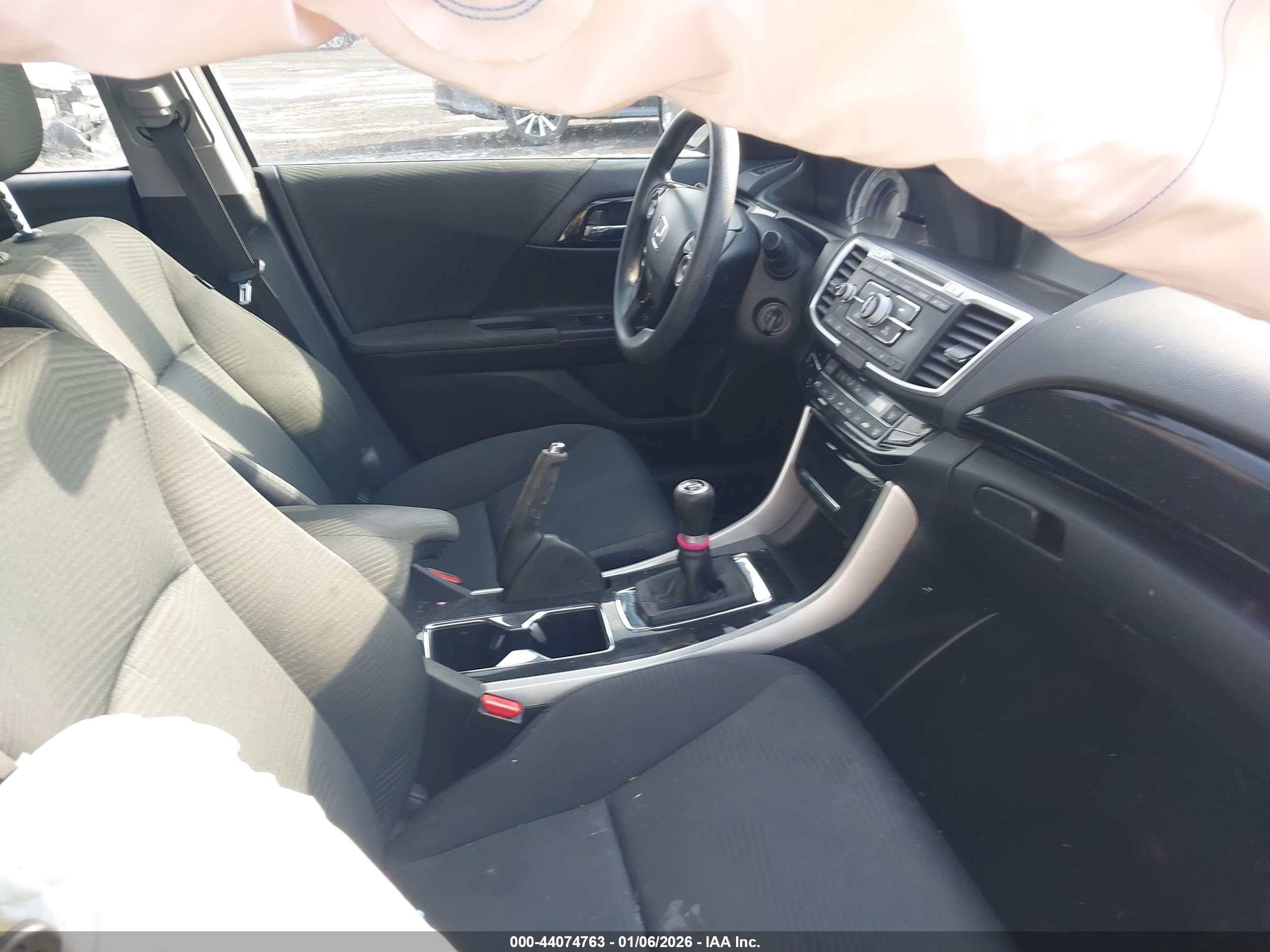 HONDA ACCORD image 5