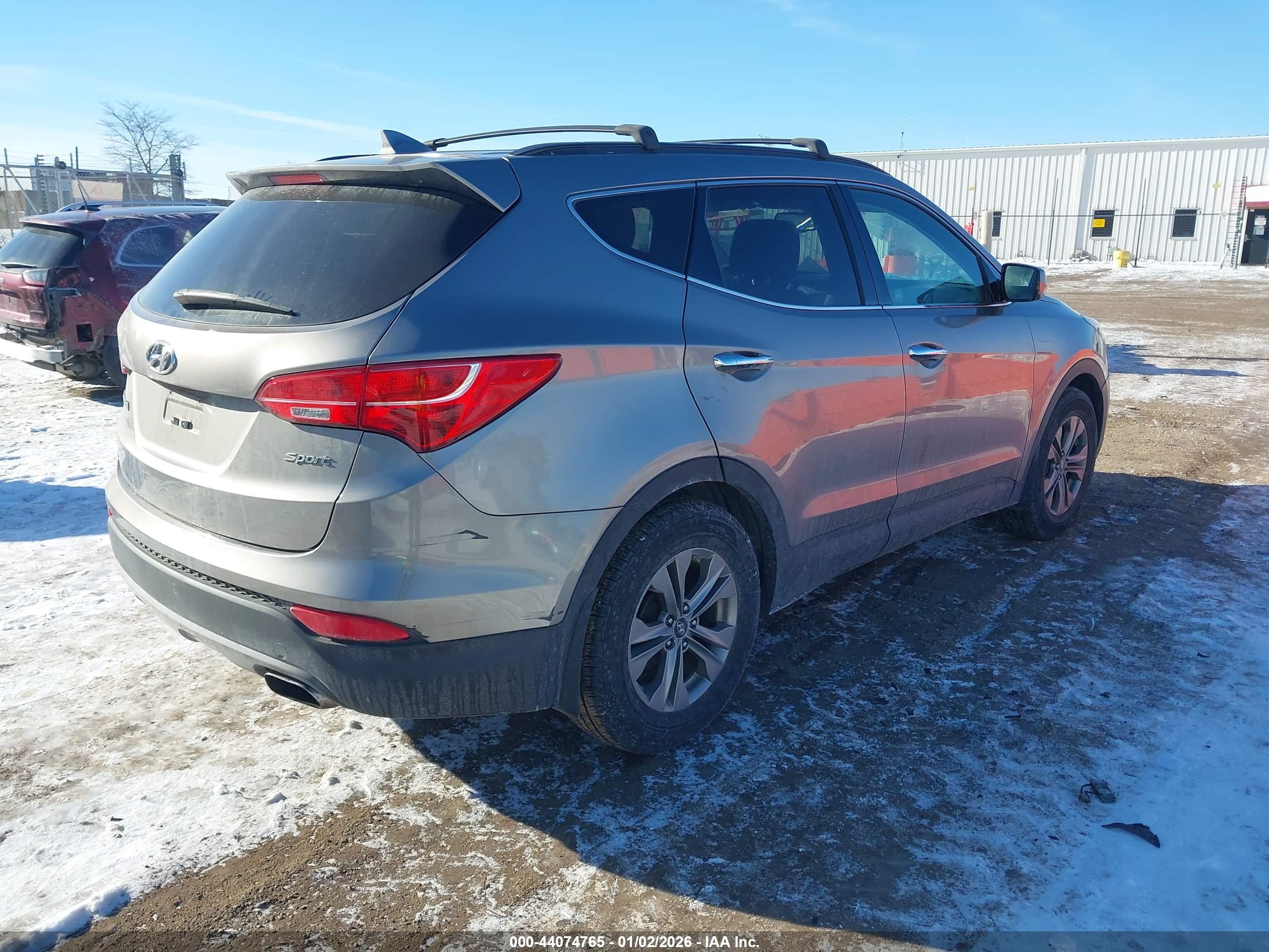 HYUNDAI SANTA image 4