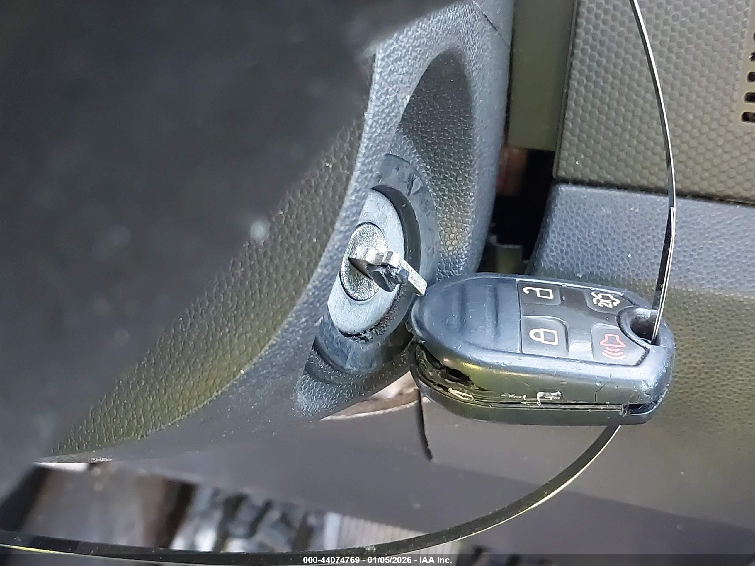 FORD ESCAPE image 11