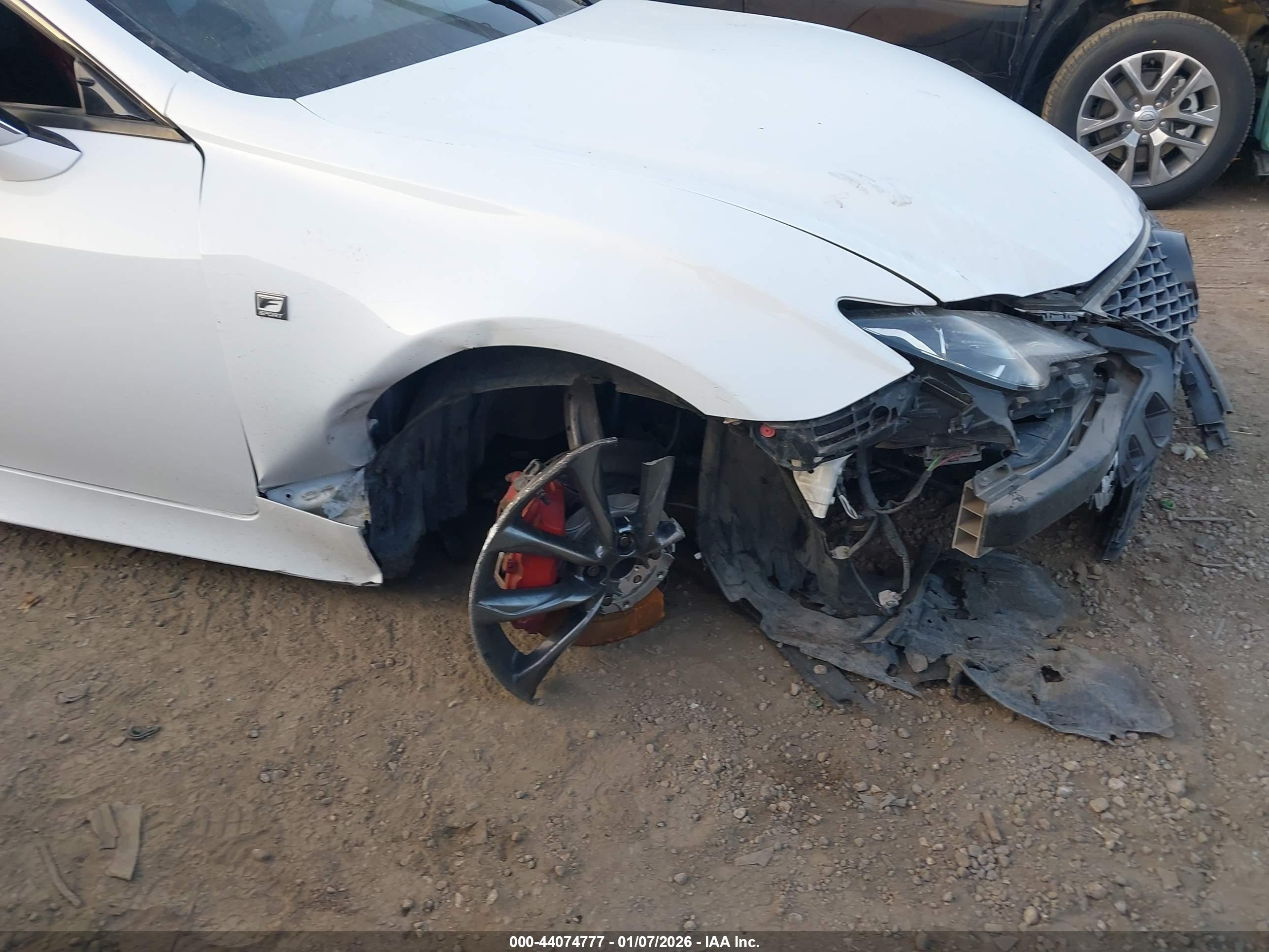 LEXUS RC image 6