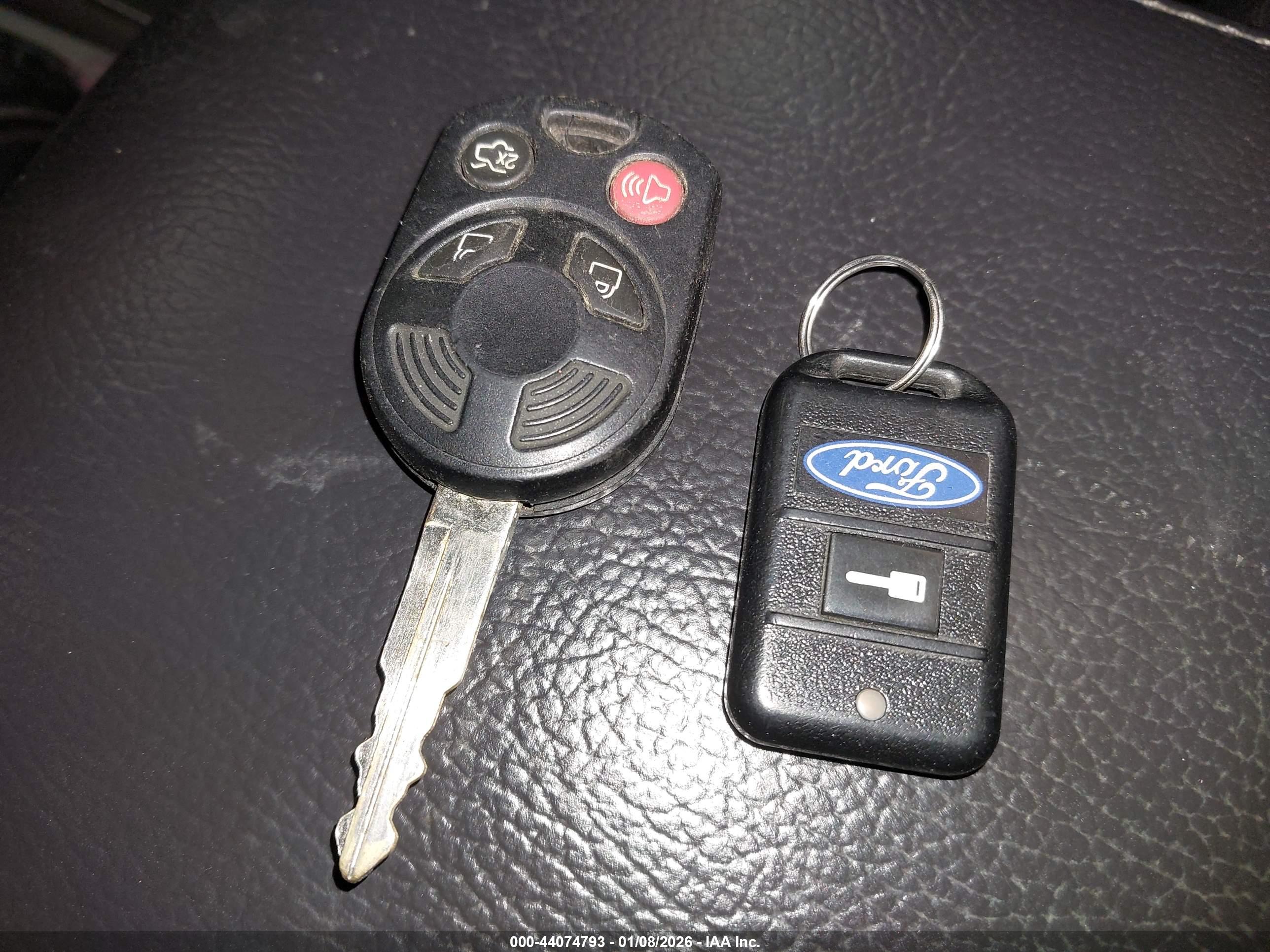 FORD FLEX image 11
