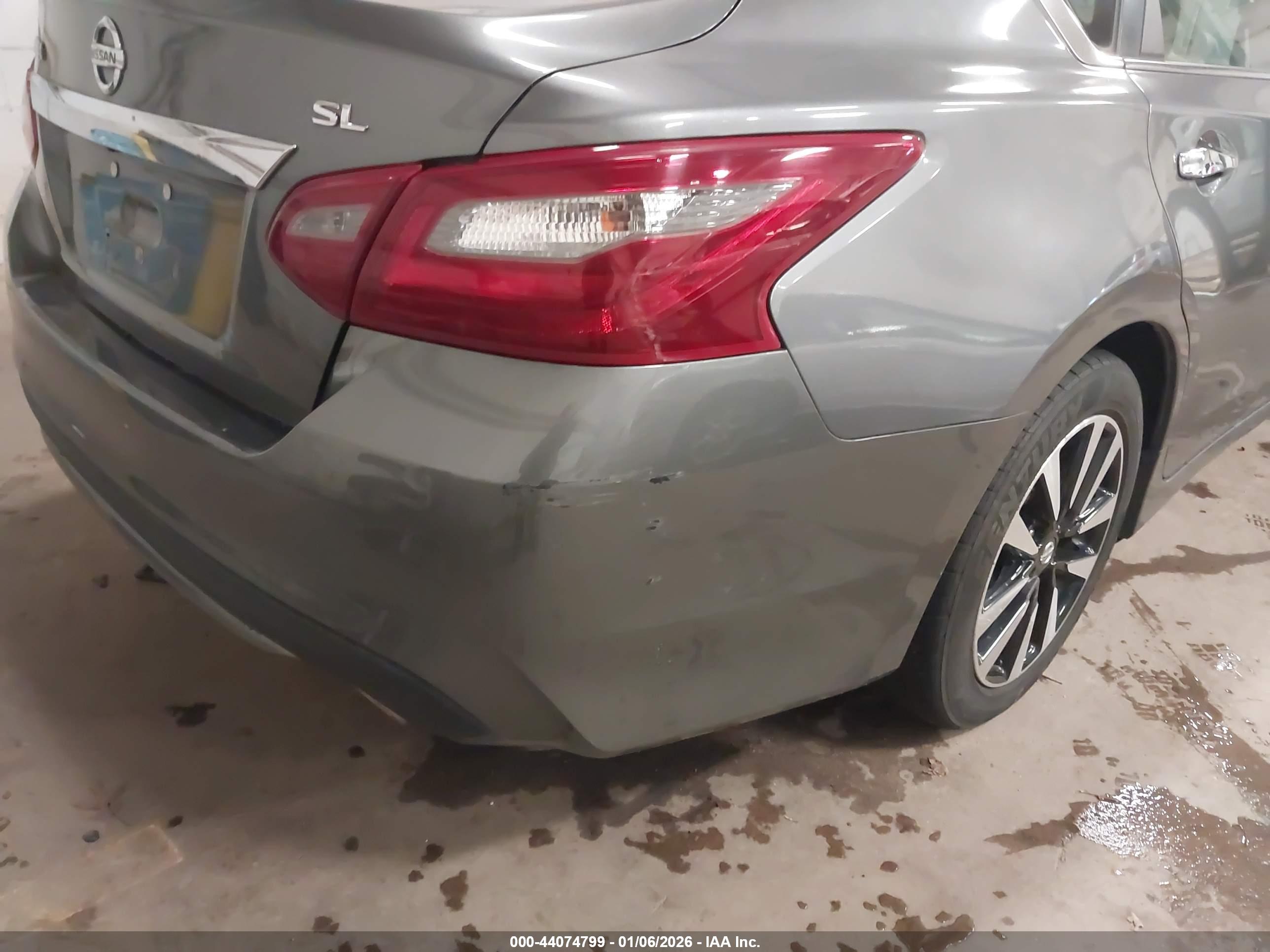 NISSAN ALTIMA image 6