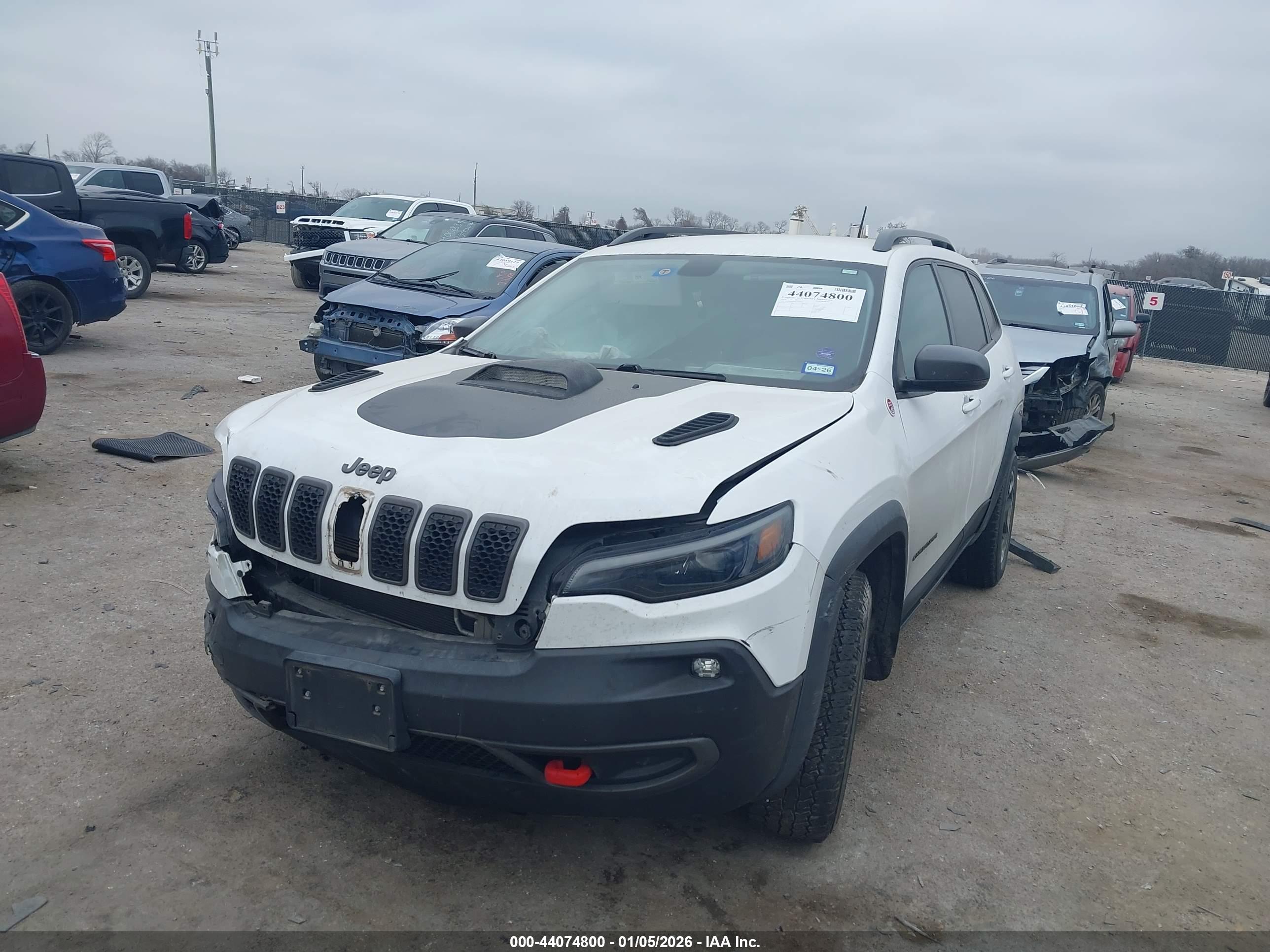 JEEP CHEROKEE image 2