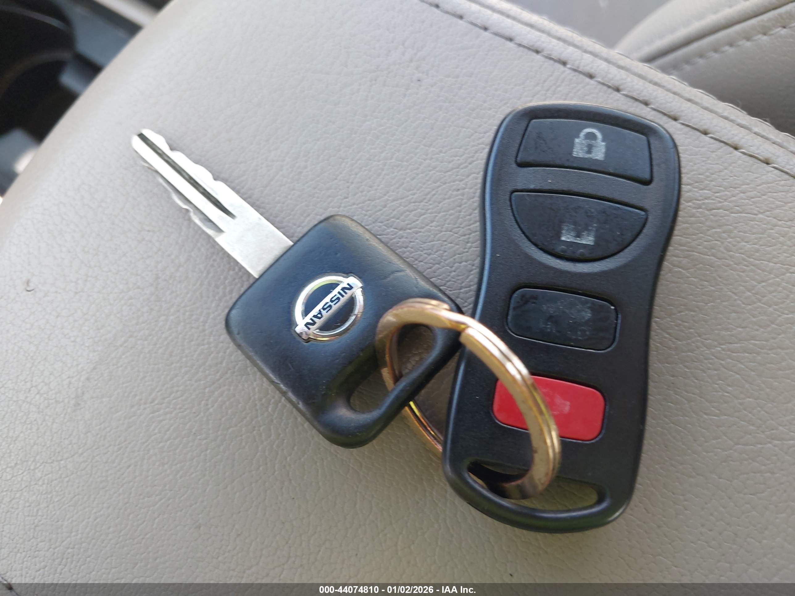 NISSAN ALTIMA image 11