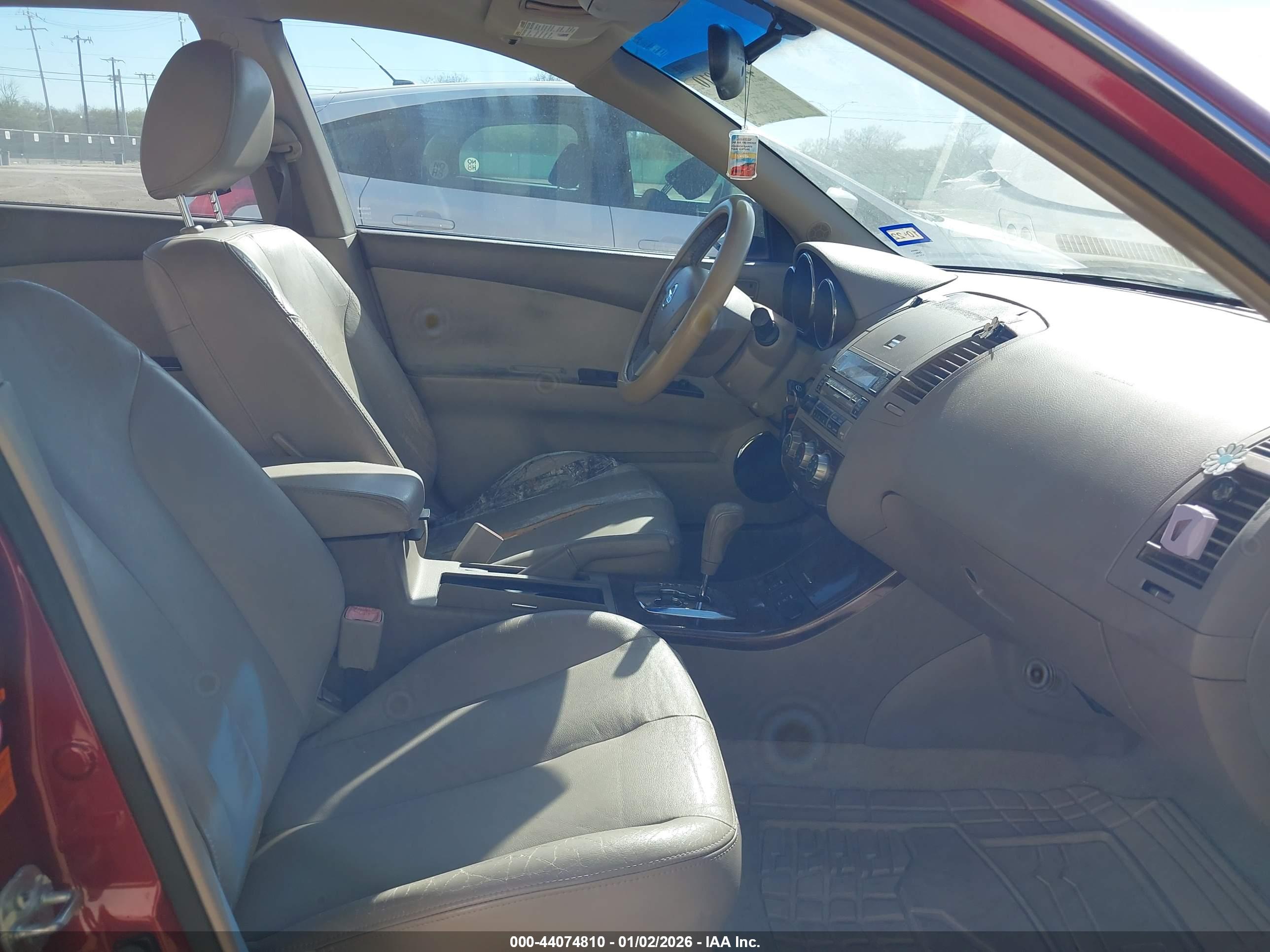 NISSAN ALTIMA image 5