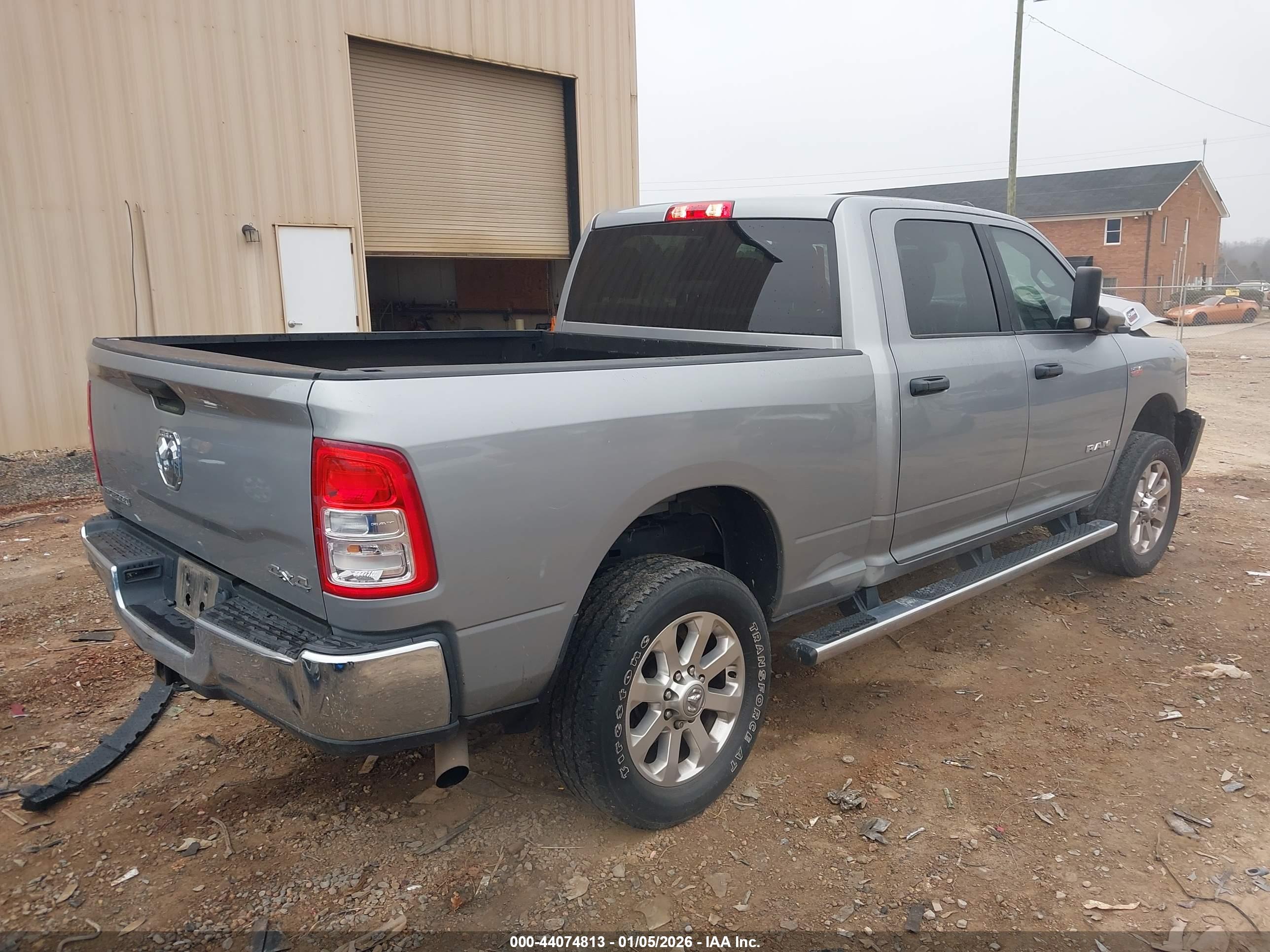 RAM 2500 image 4