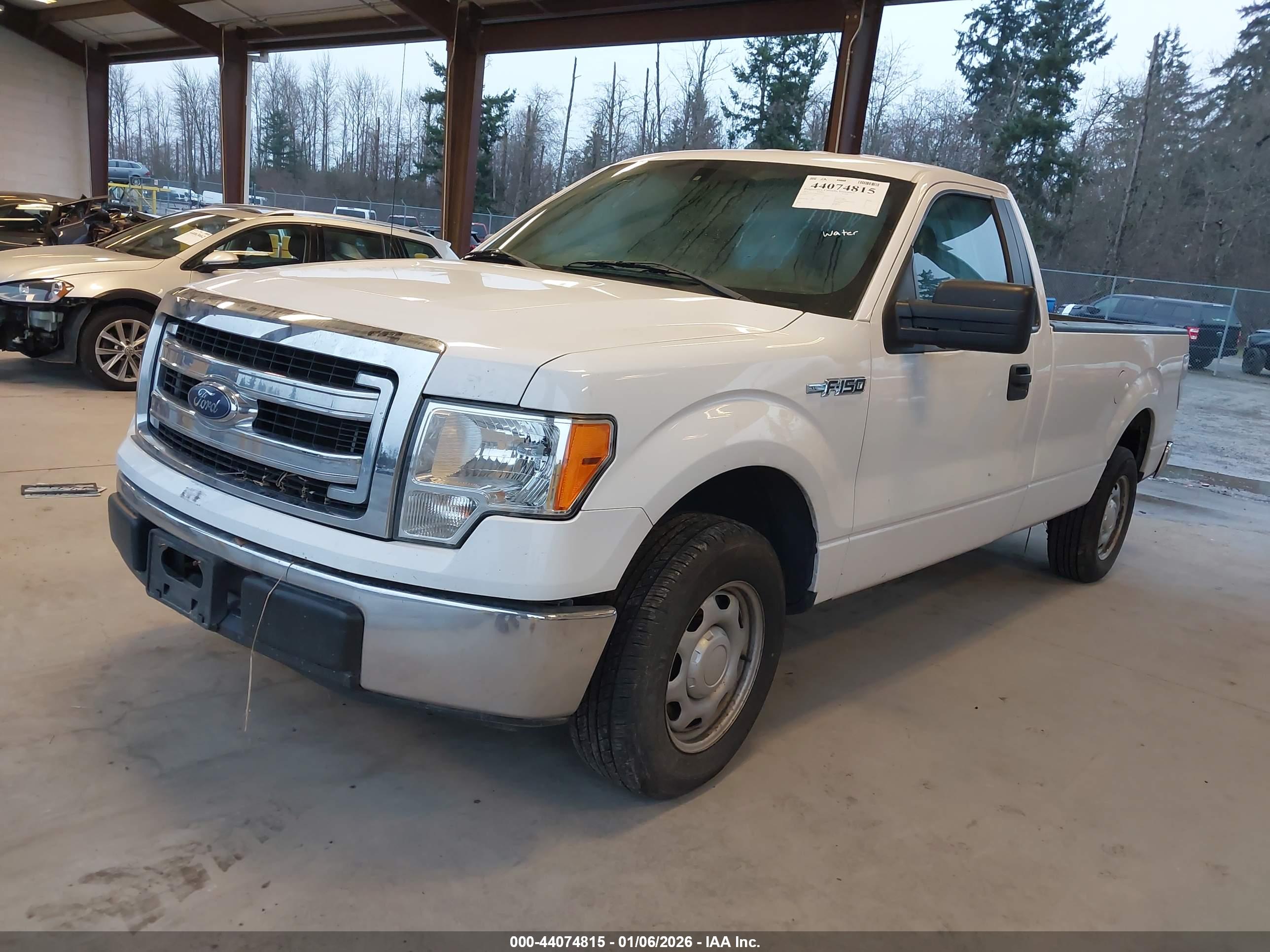 FORD F-150 image 2