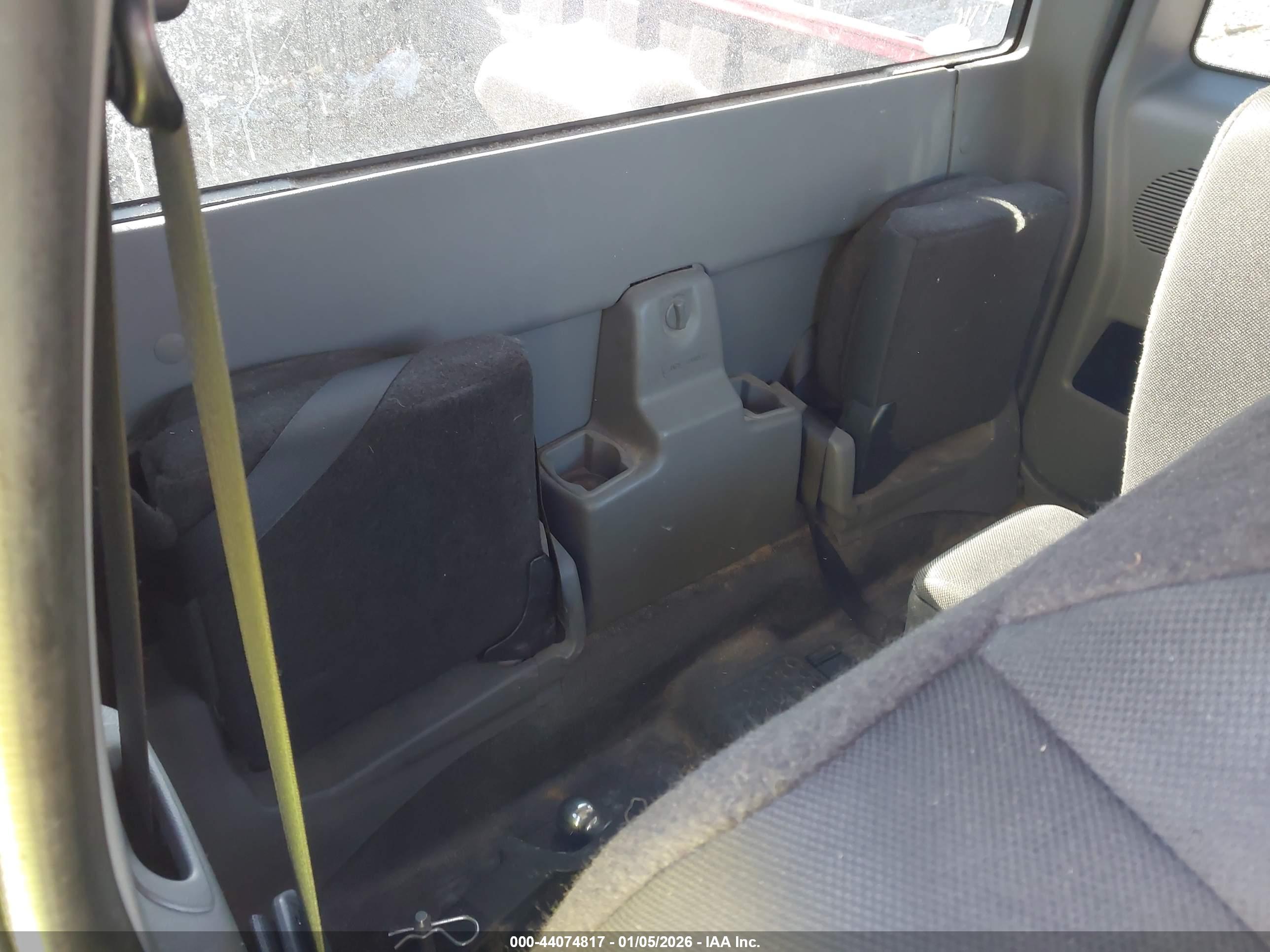 FORD RANGER image 8