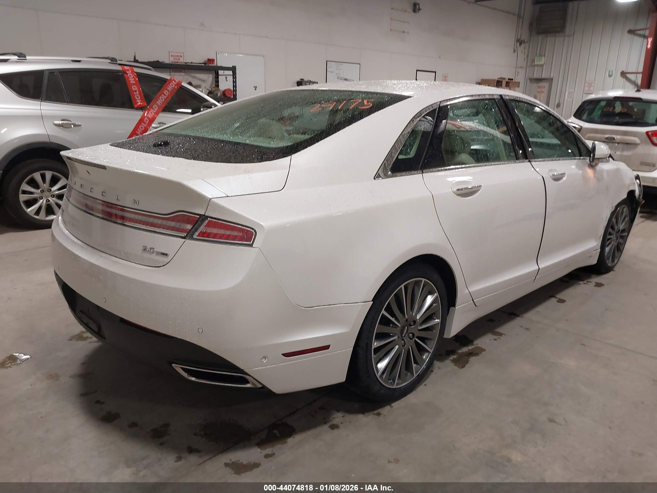 LINCOLN MKZ image 4