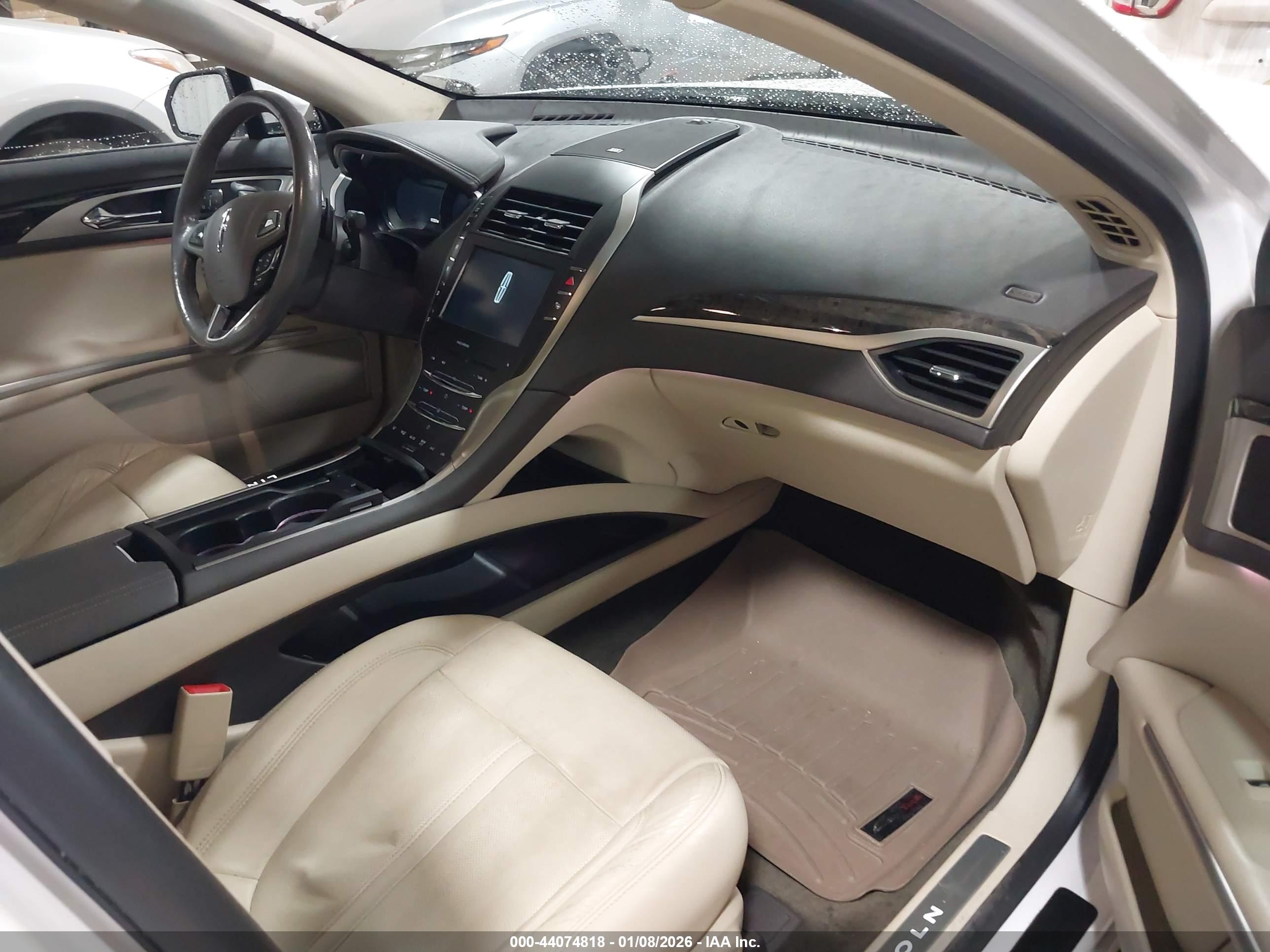 LINCOLN MKZ image 5