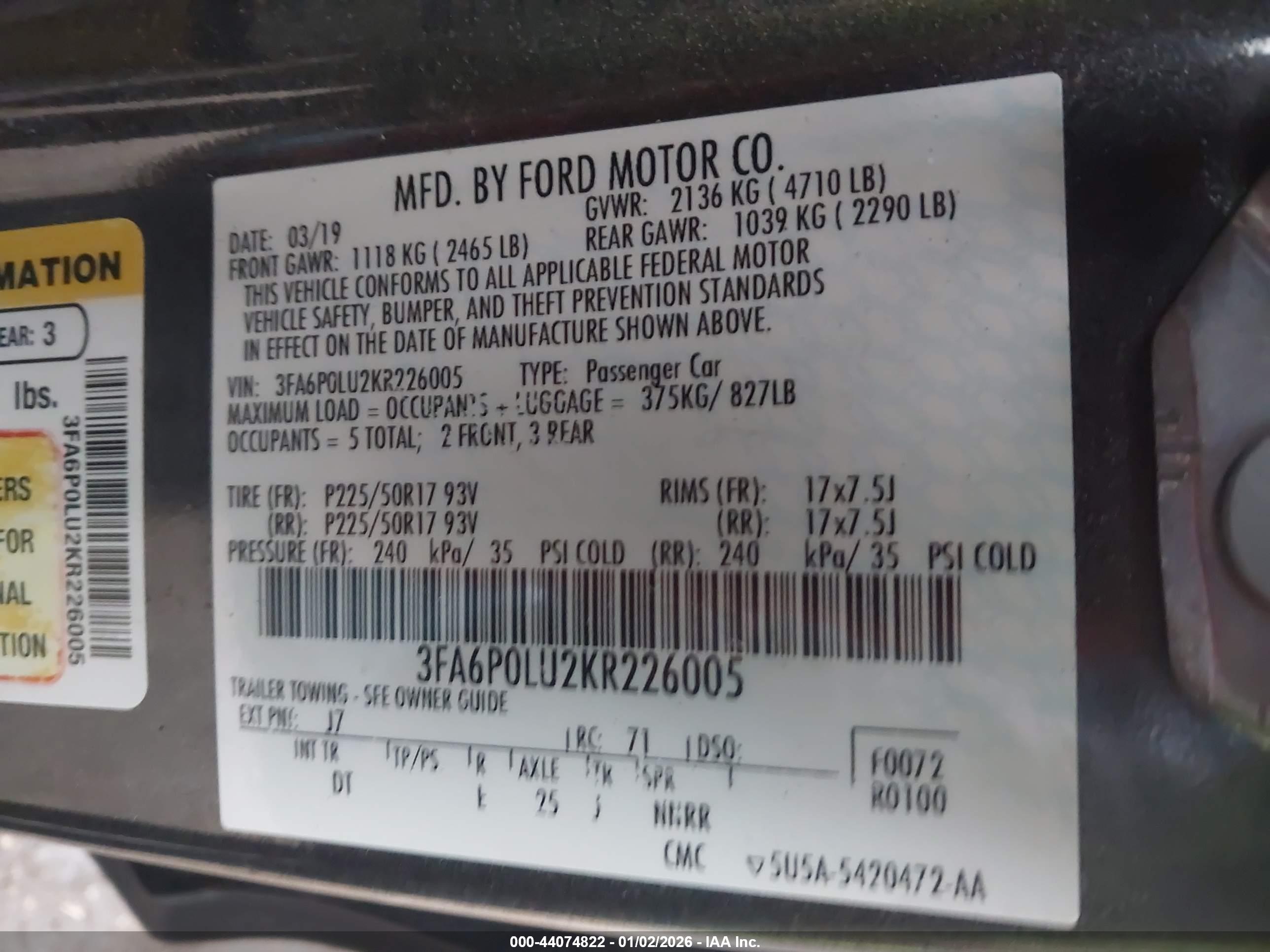 FORD FUSION image 9