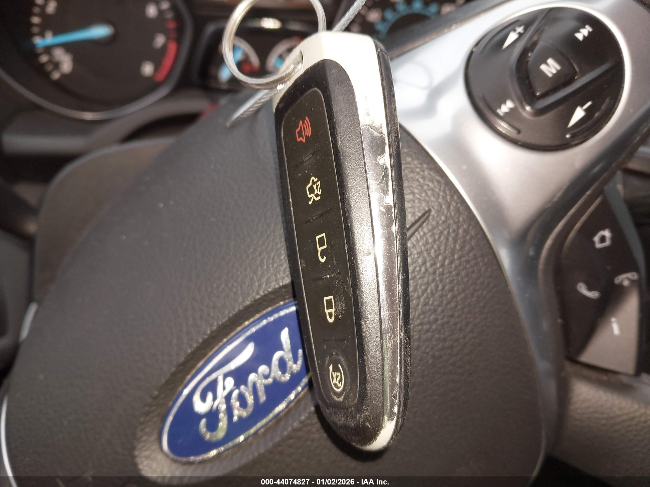 FORD ESCAPE image 11