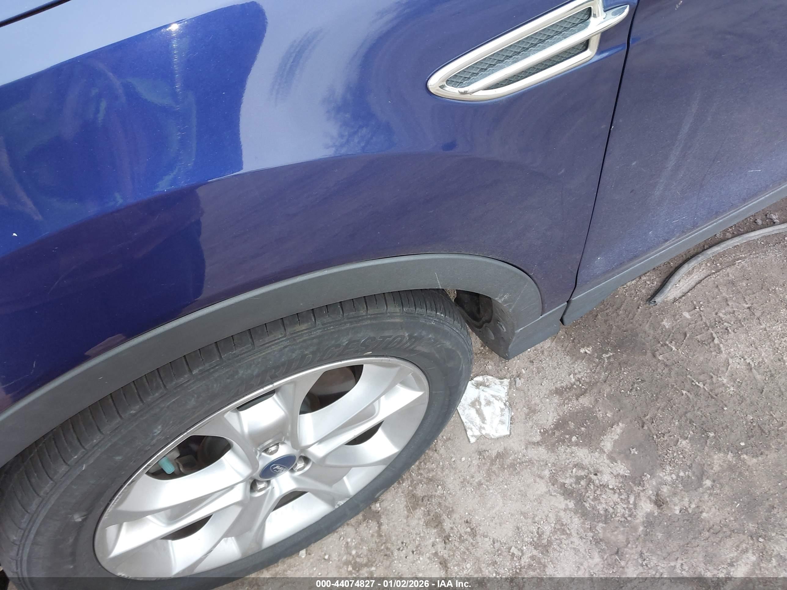FORD ESCAPE image 6