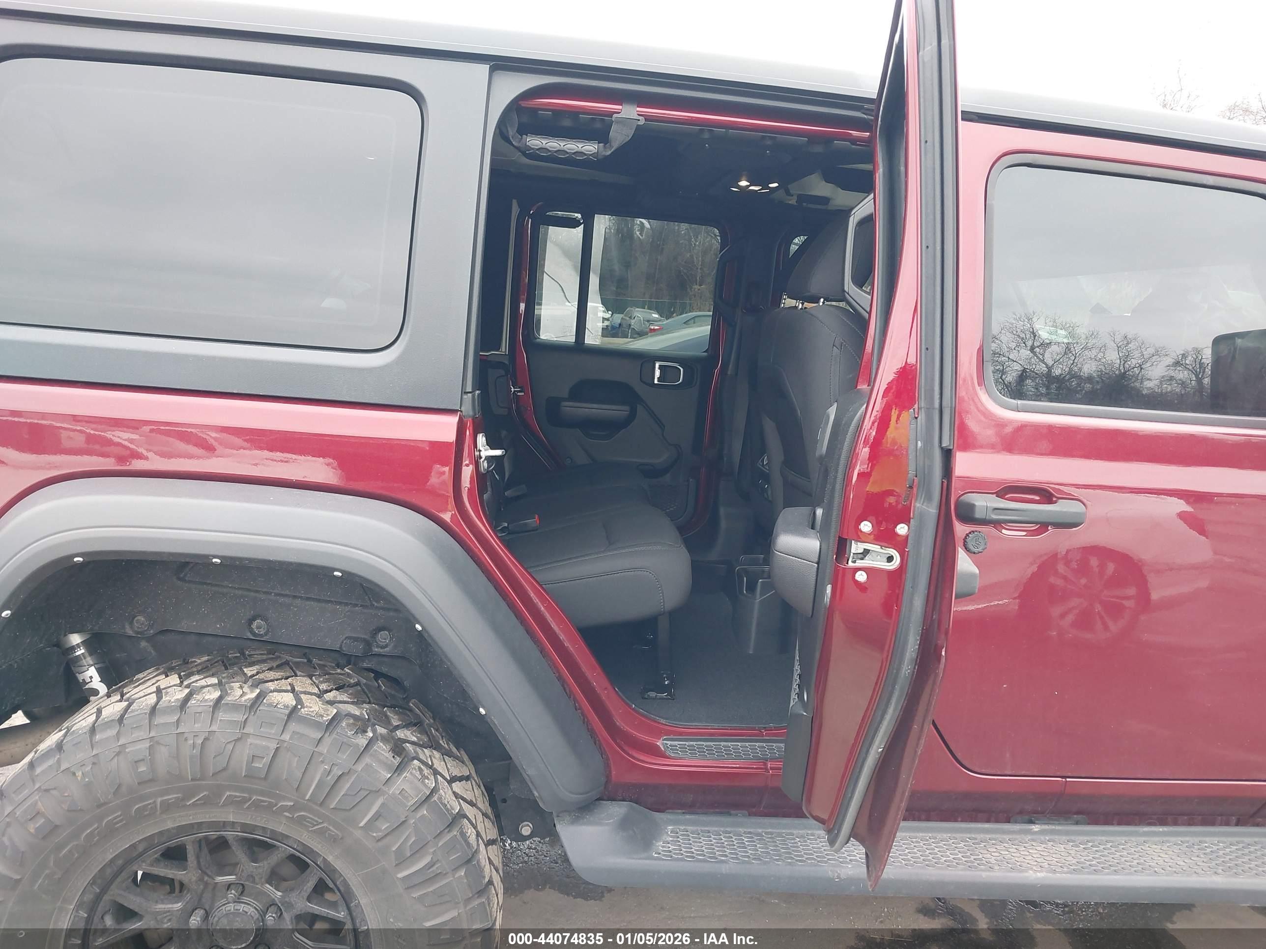 JEEP WRANGLER image 8