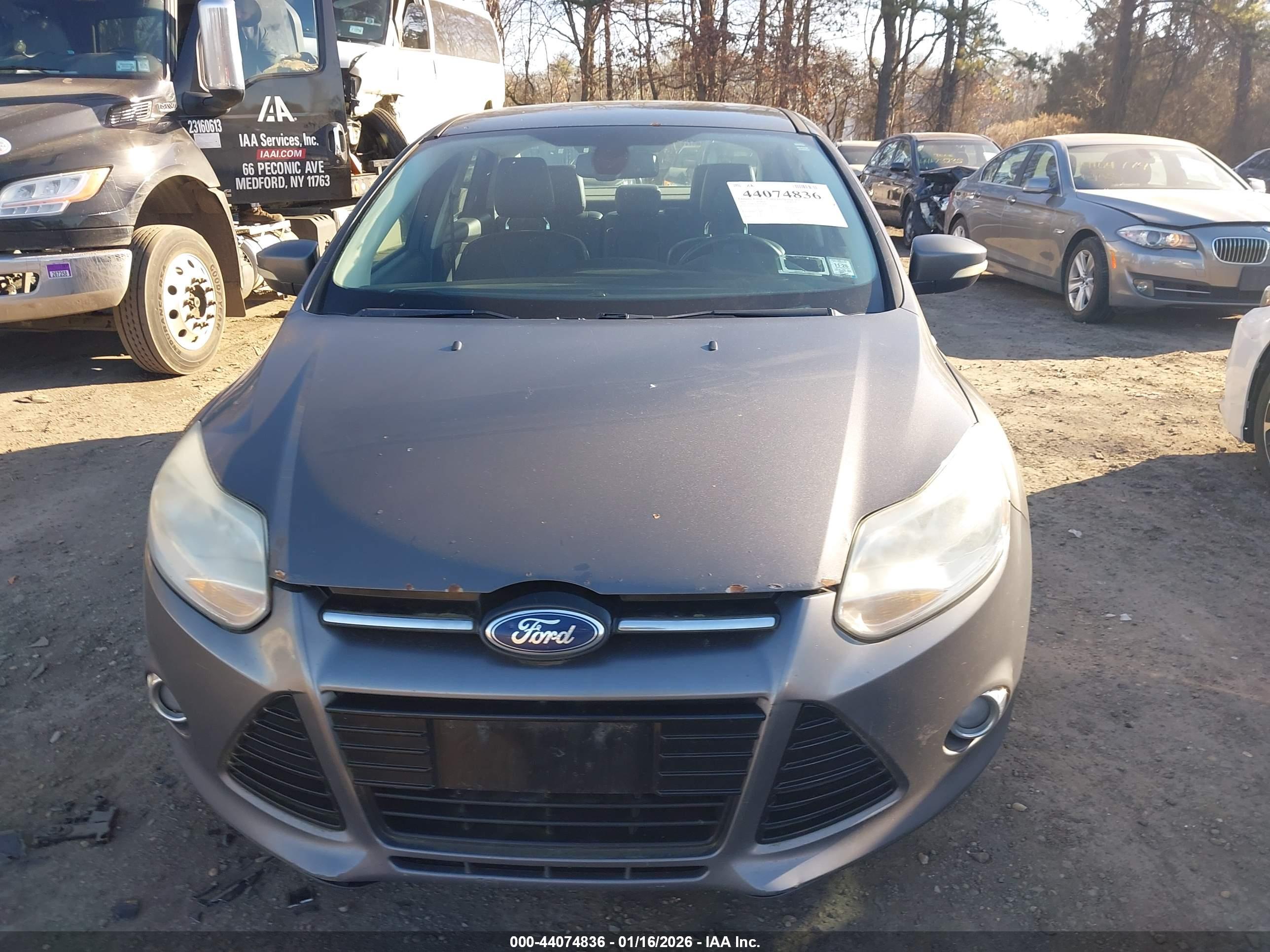 FORD FOCUS image 6