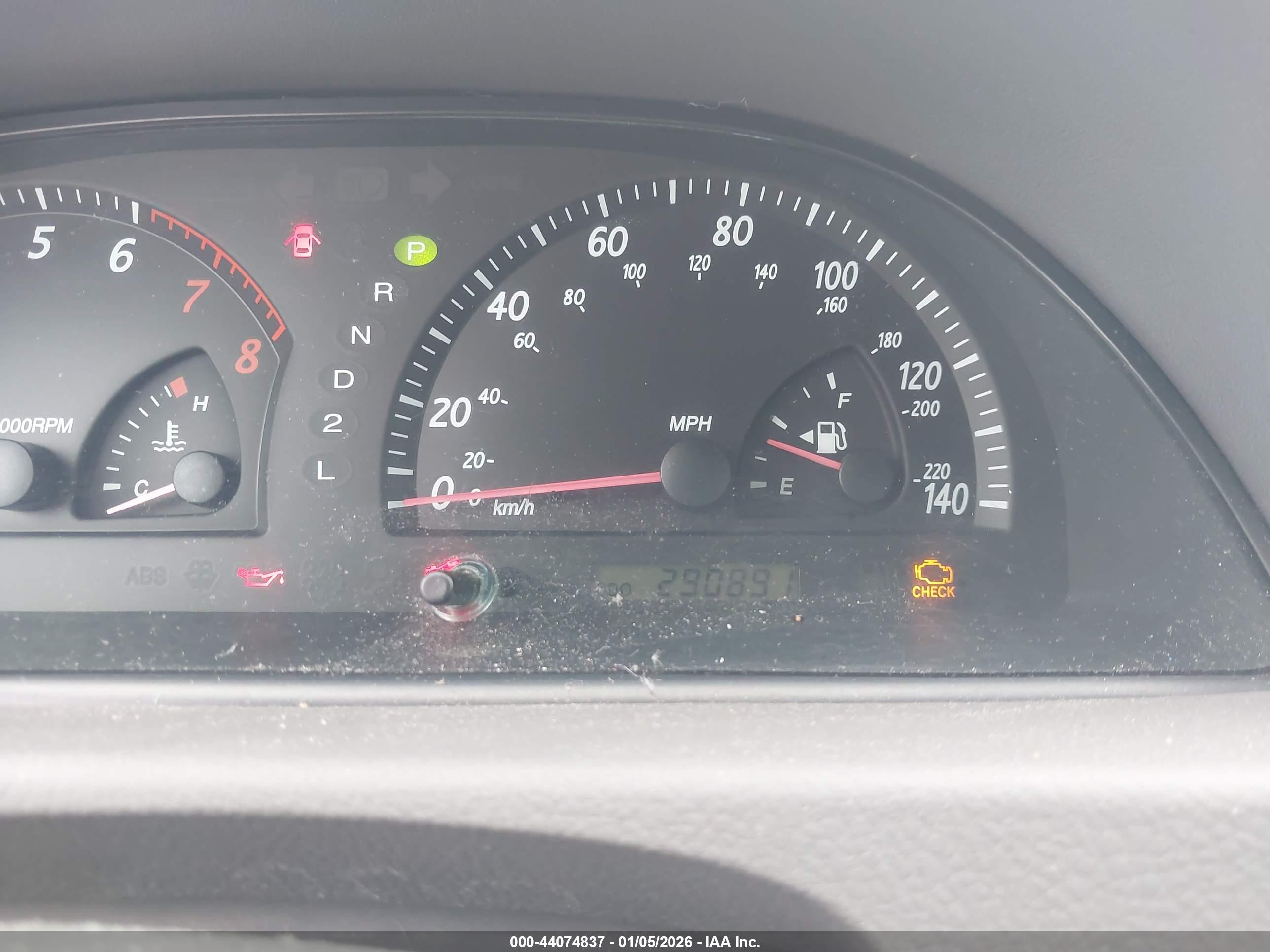 TOYOTA CAMRY image 7