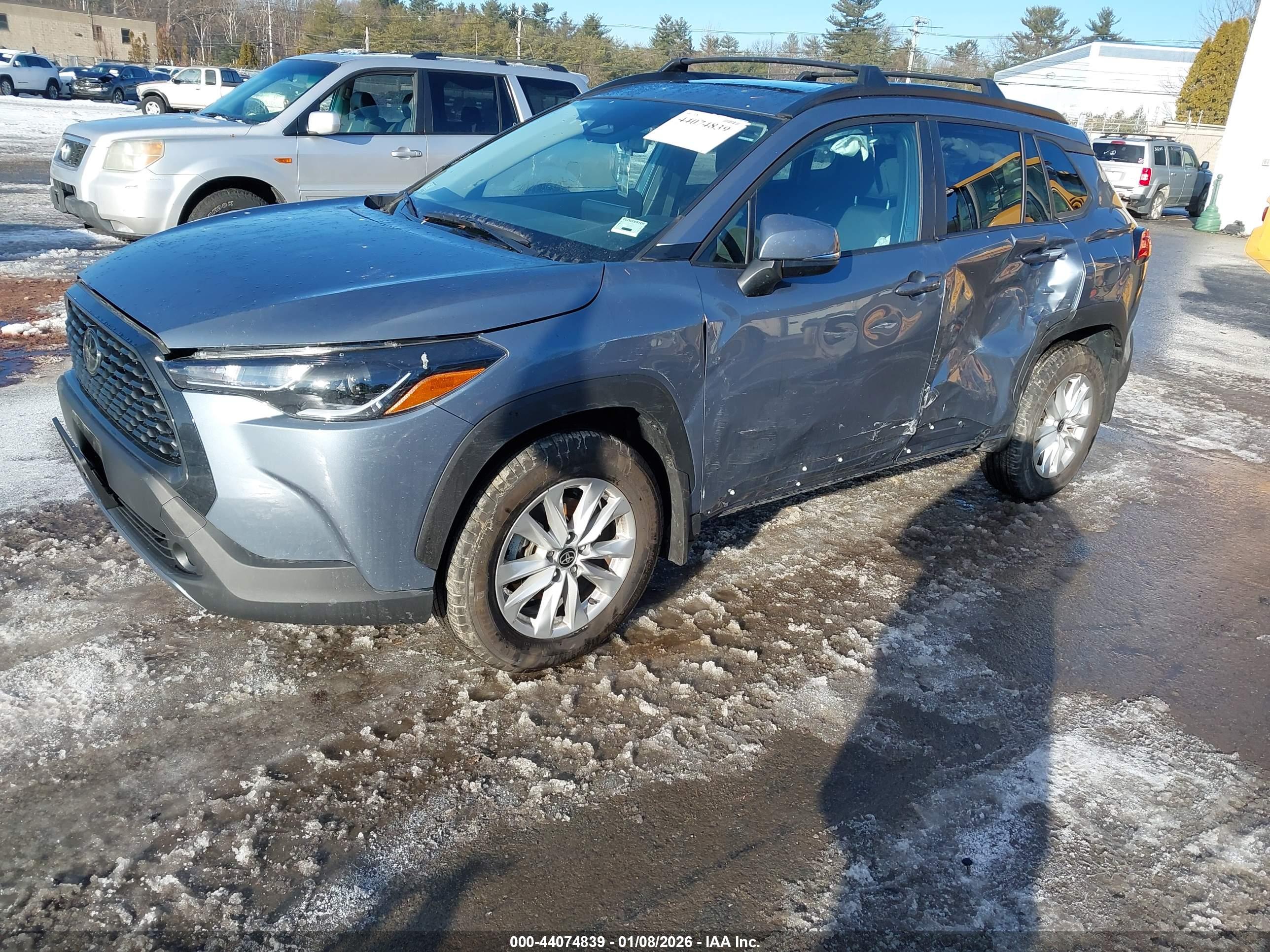 TOYOTA COROLLA image 2