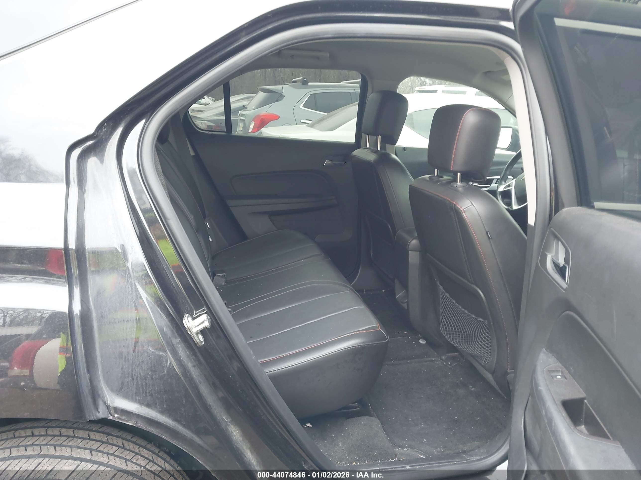 CHEVROLET EQUINOX image 8