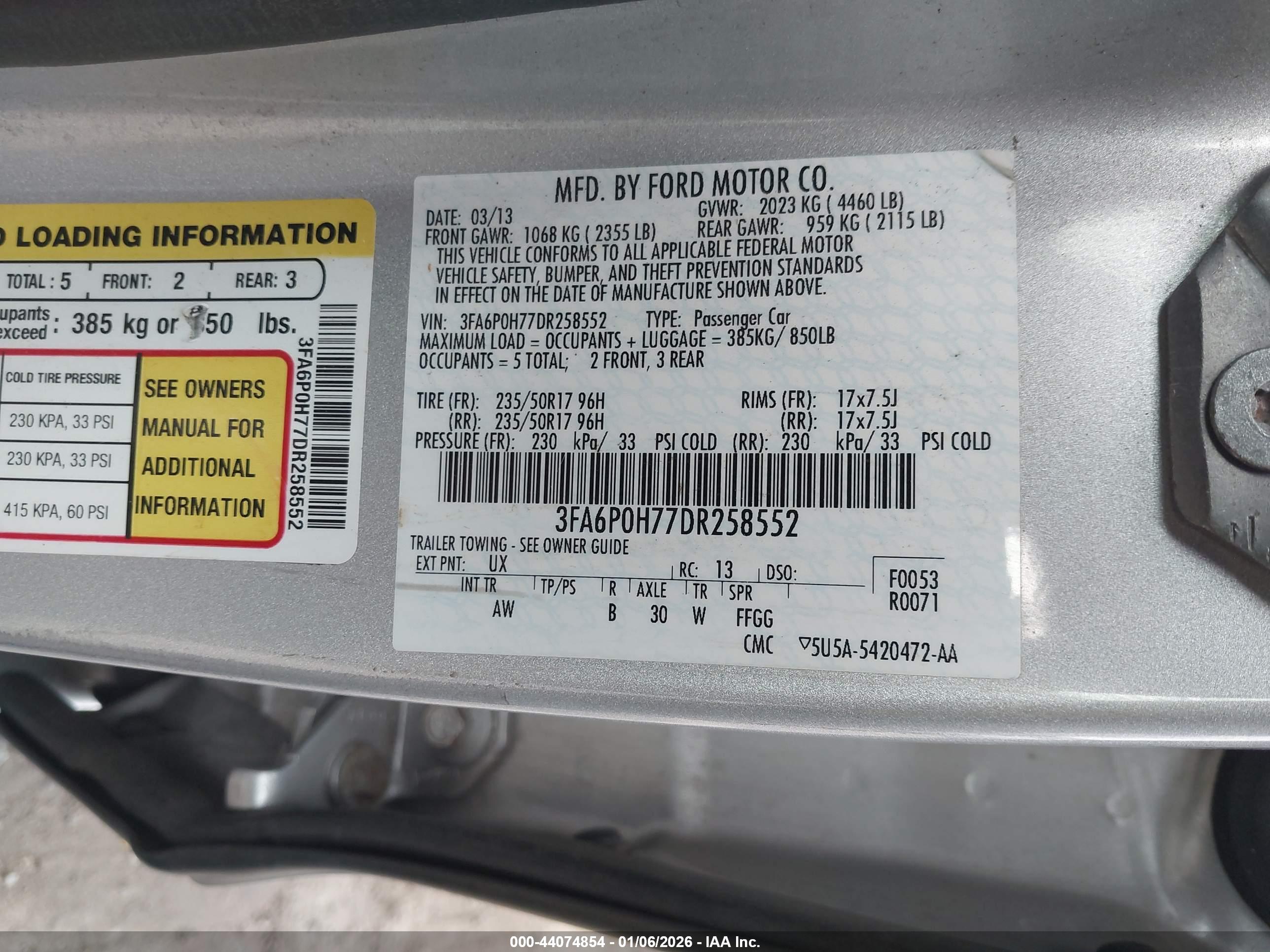FORD FUSION image 9