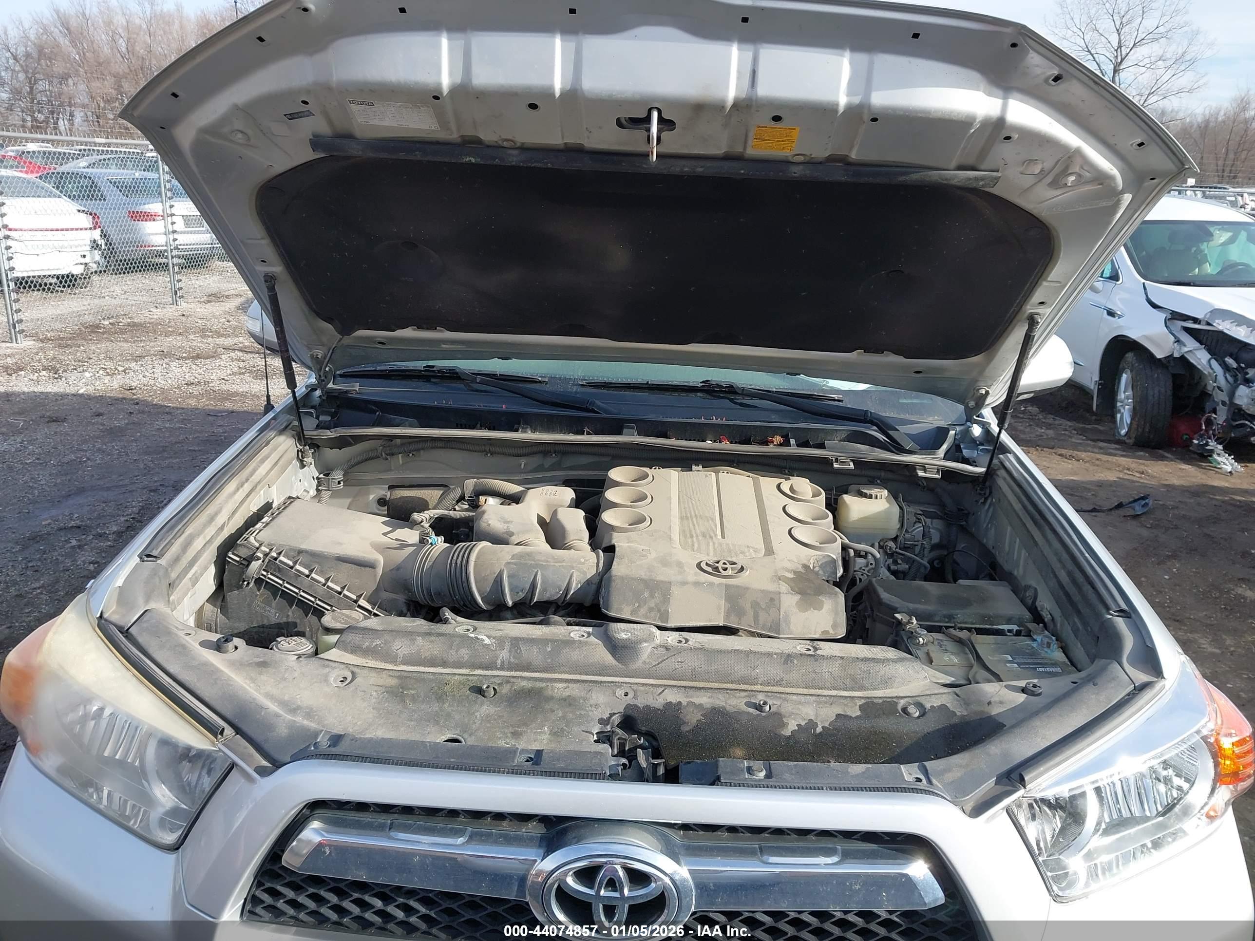 TOYOTA 4RUNNER image 10