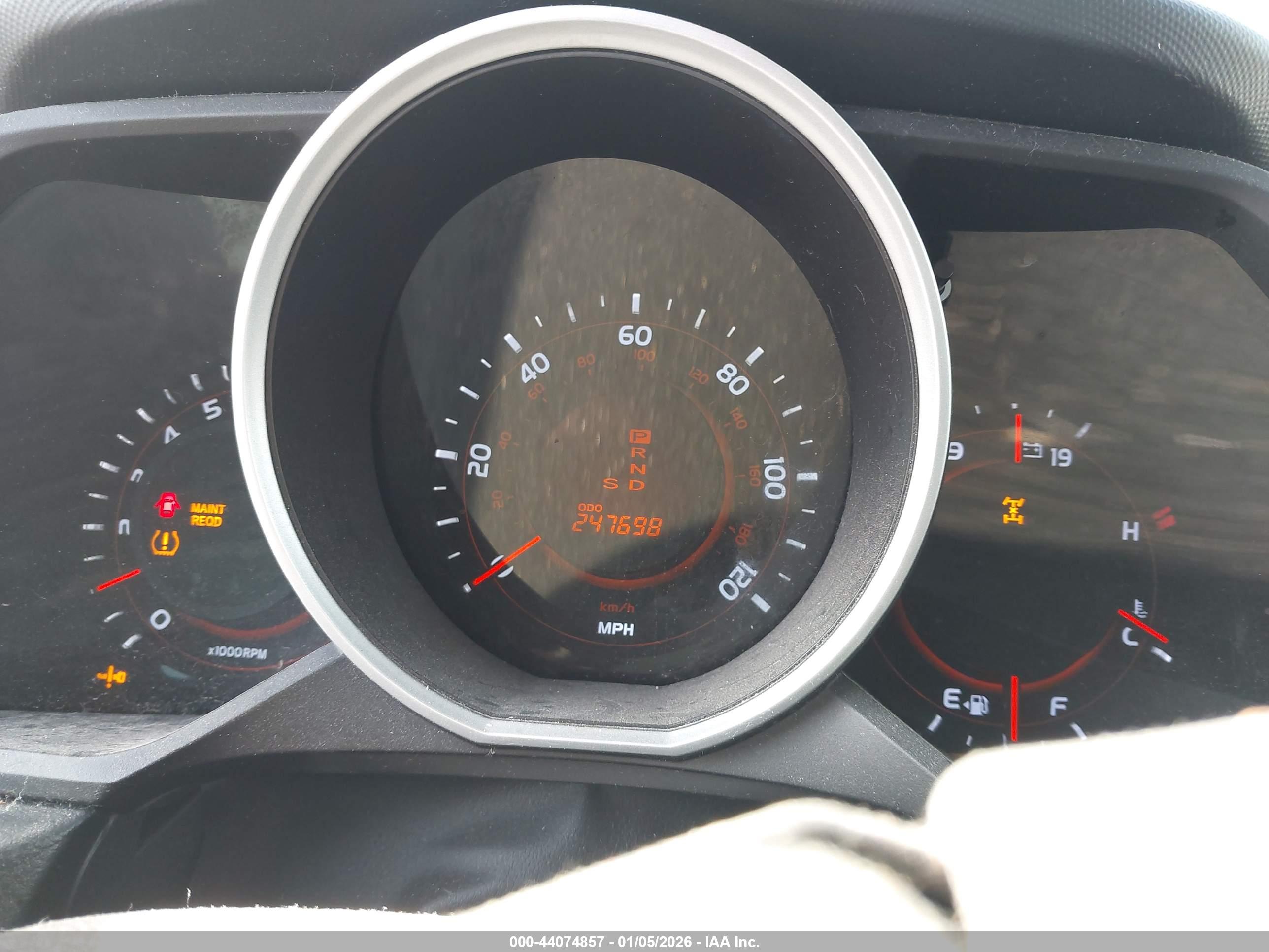 TOYOTA 4RUNNER image 7