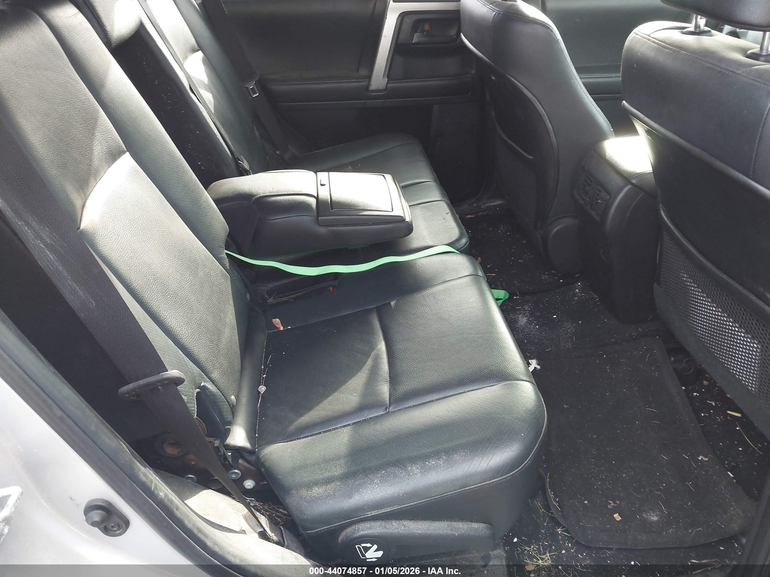 TOYOTA 4RUNNER image 8