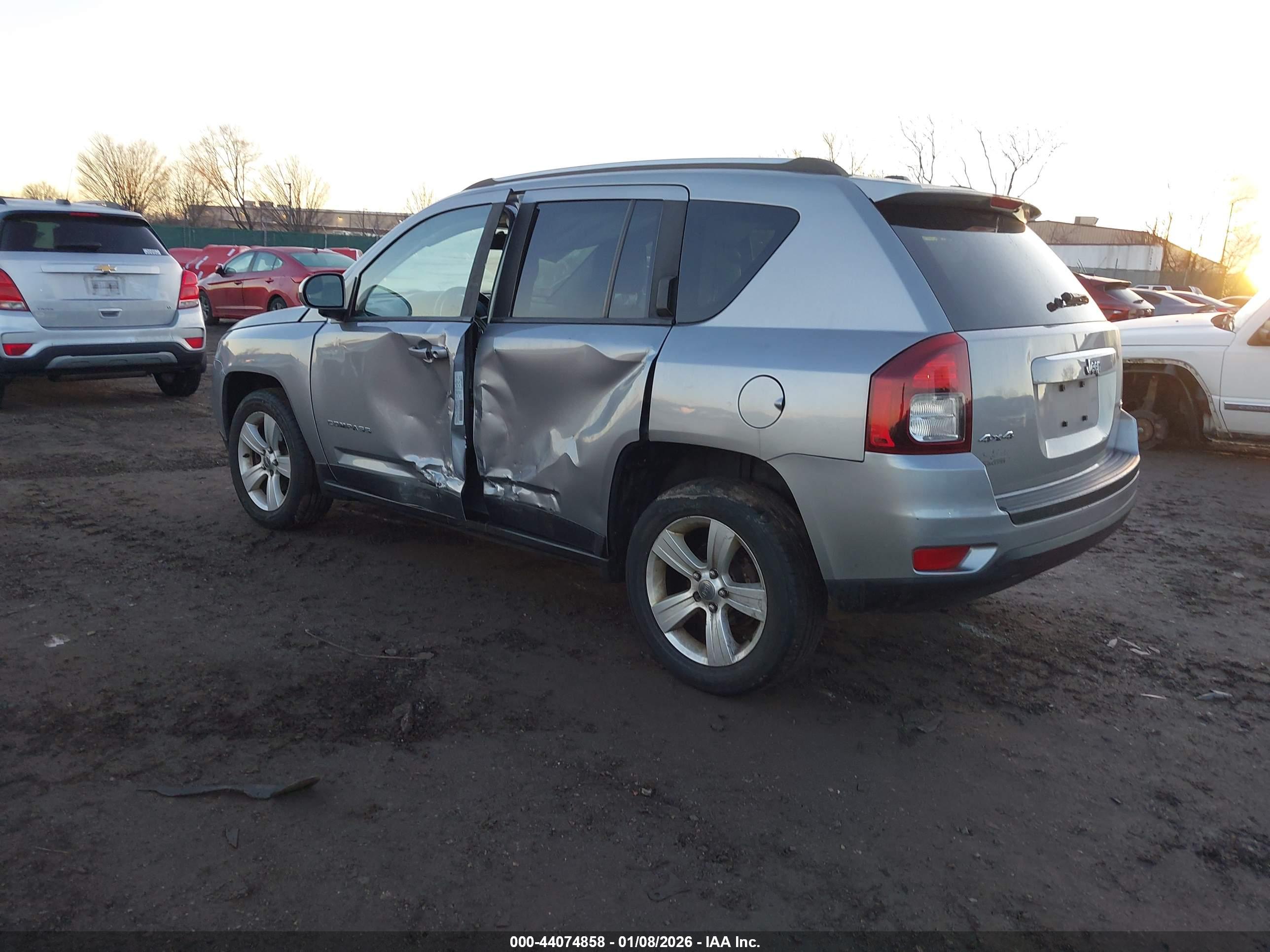 JEEP COMPASS image 3