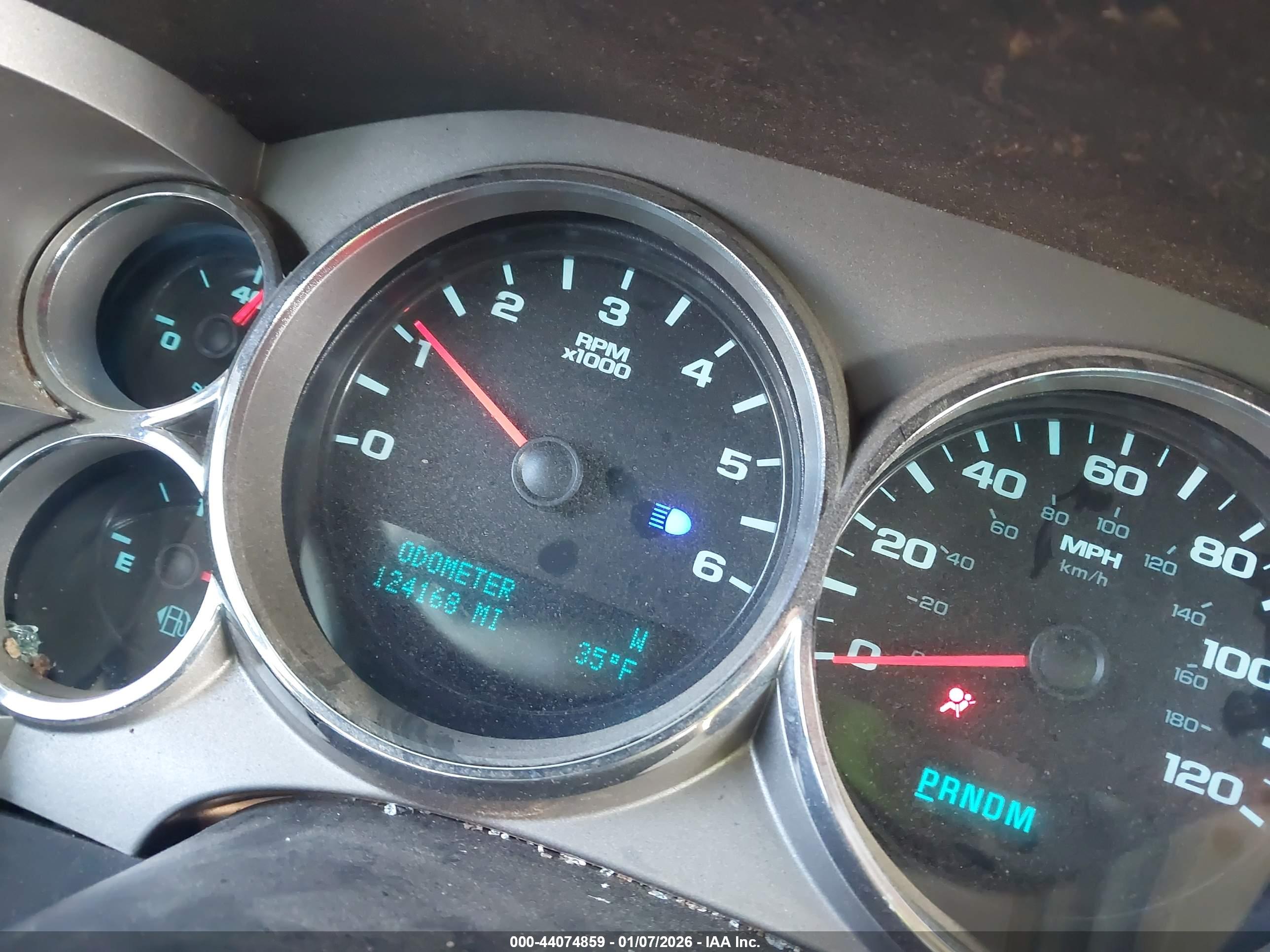CHEVROLET SILVERADO image 7