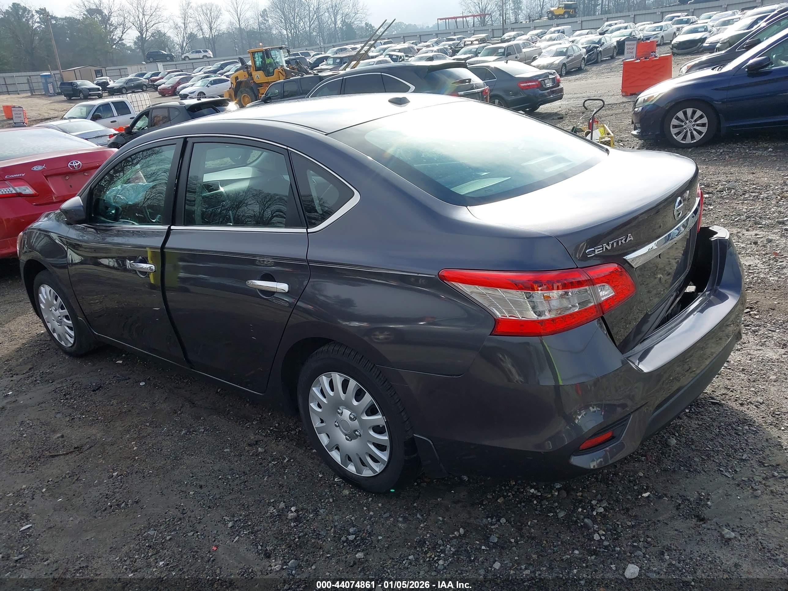 NISSAN SENTRA image 3