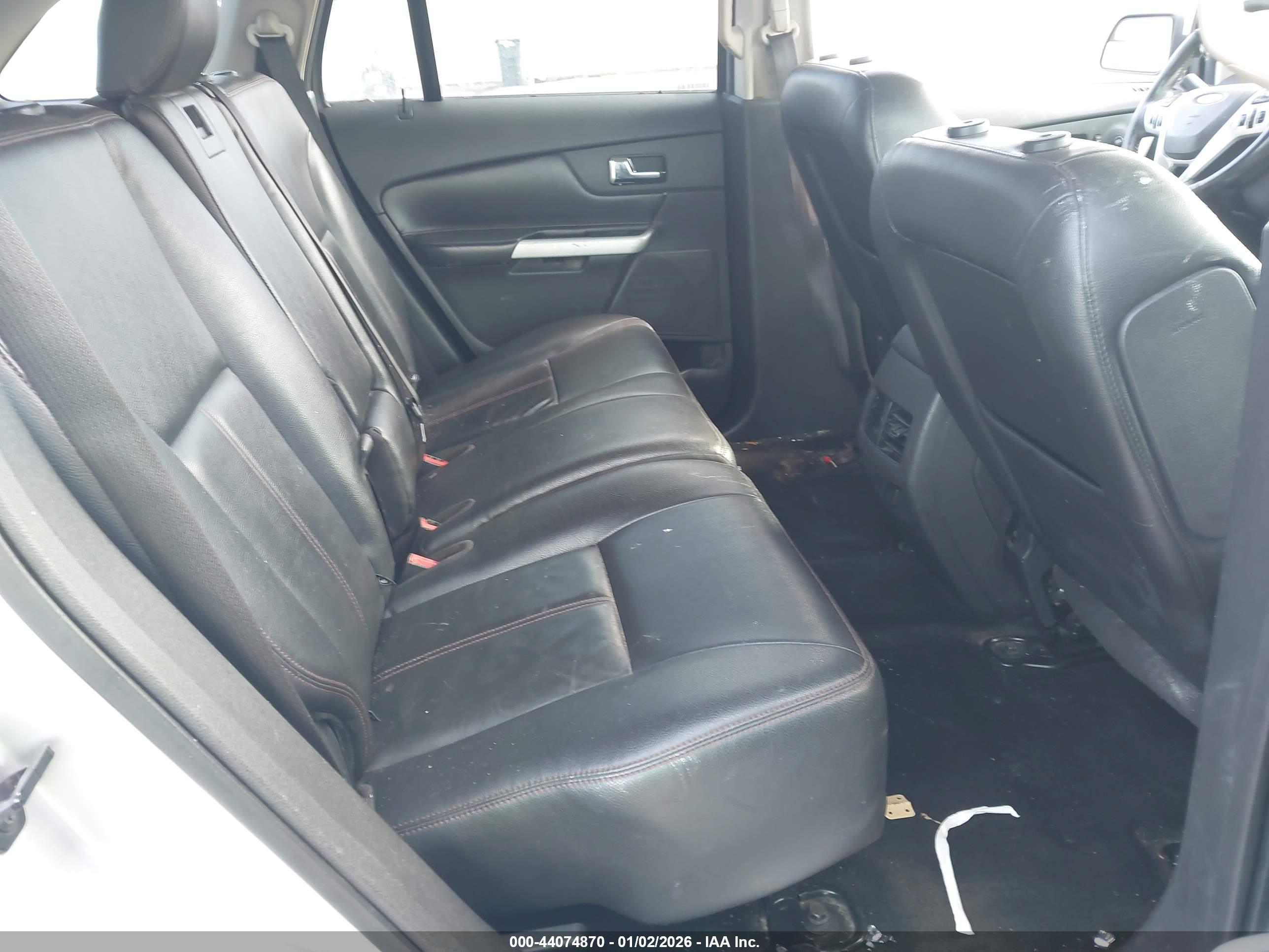 FORD EDGE image 8